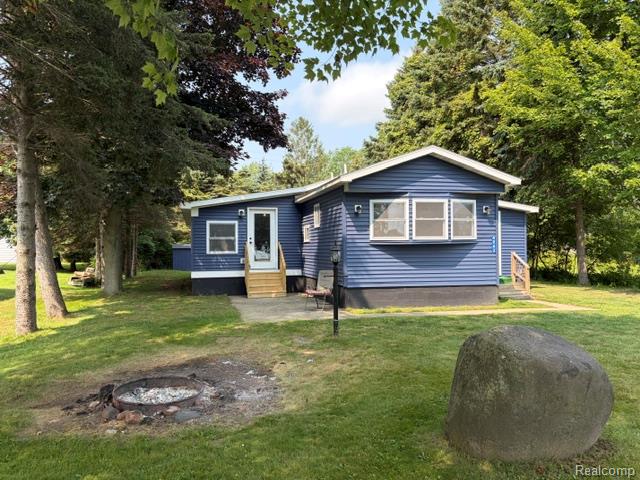 4043 Beacon Hill Drive Property Photo 1