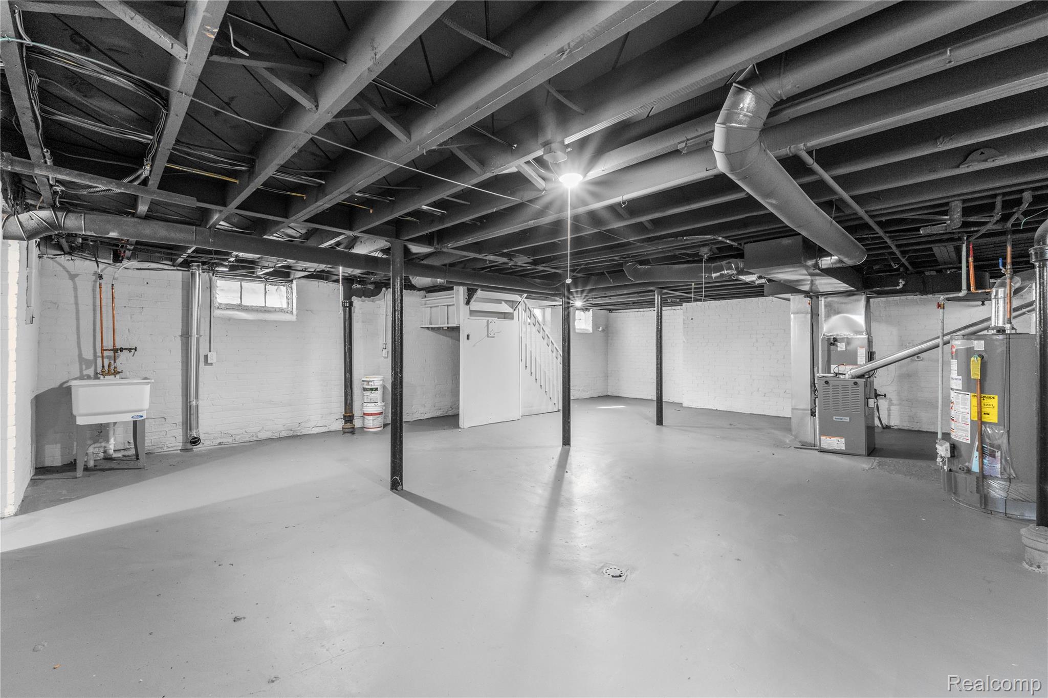 16224 Parkside Street Property Photo 18
