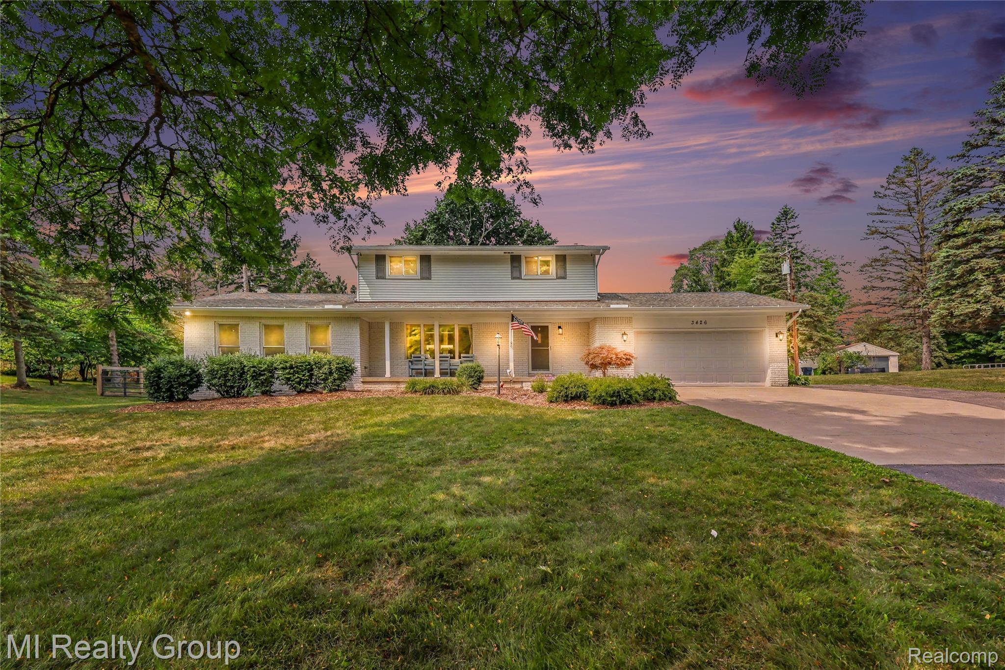 3426 Hadden Road Property Photo 1