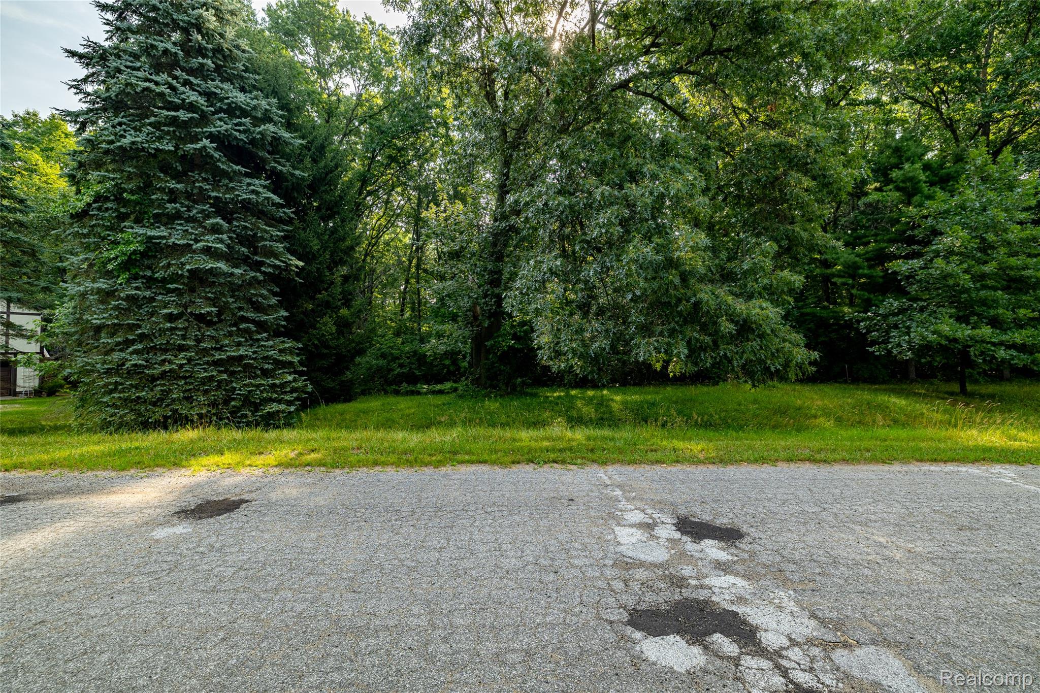 Lot 5 Lombardy Court Property Photo 5