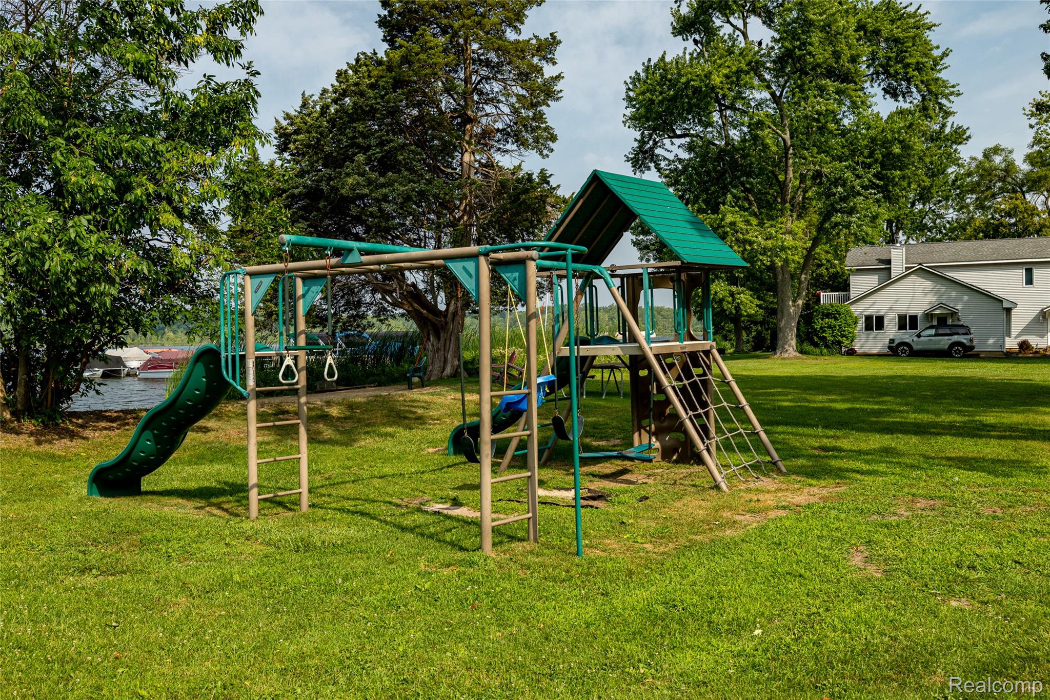 Lot 5 Lombardy Court Property Photo 9