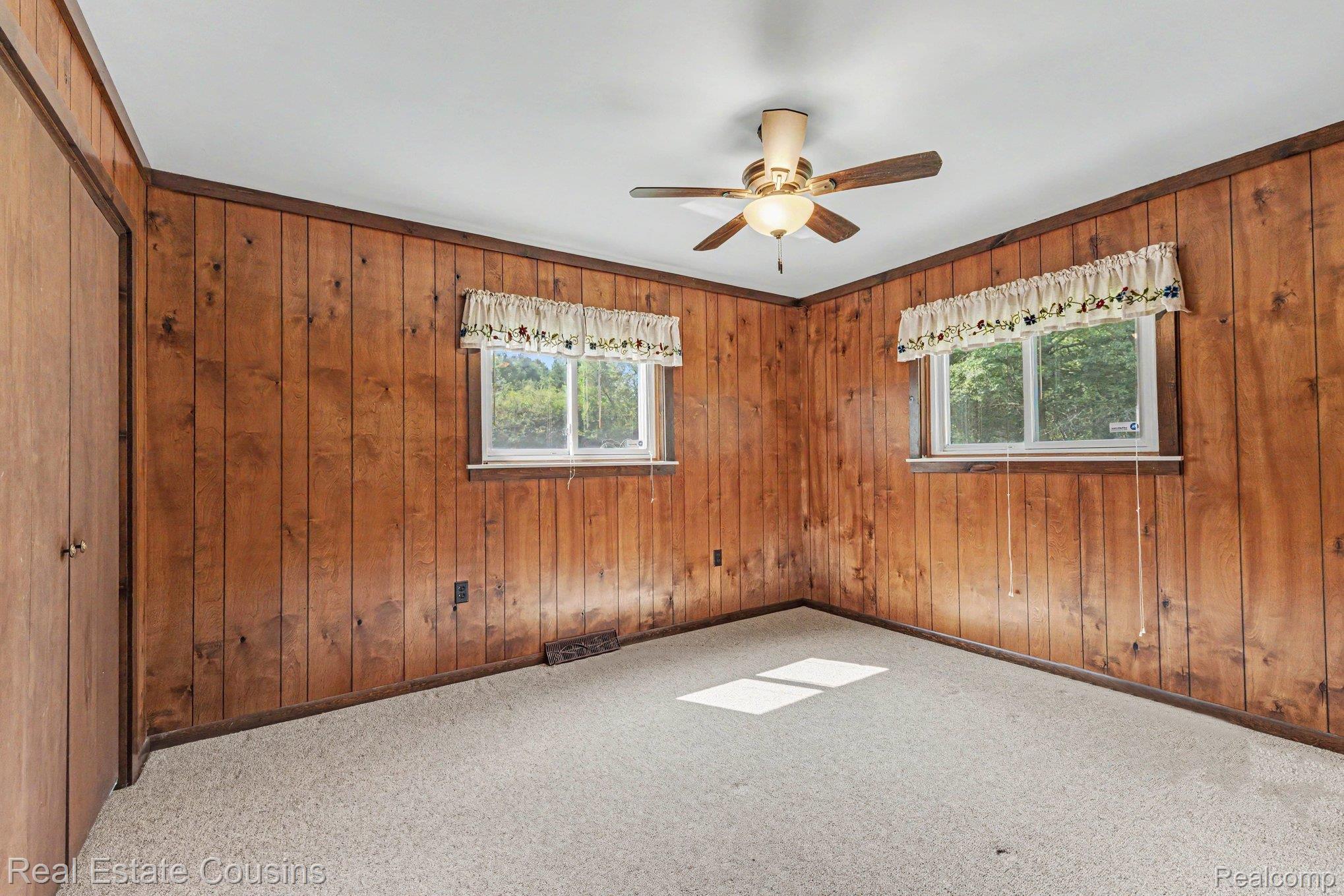 1093 Saginaw Street Property Photo 10