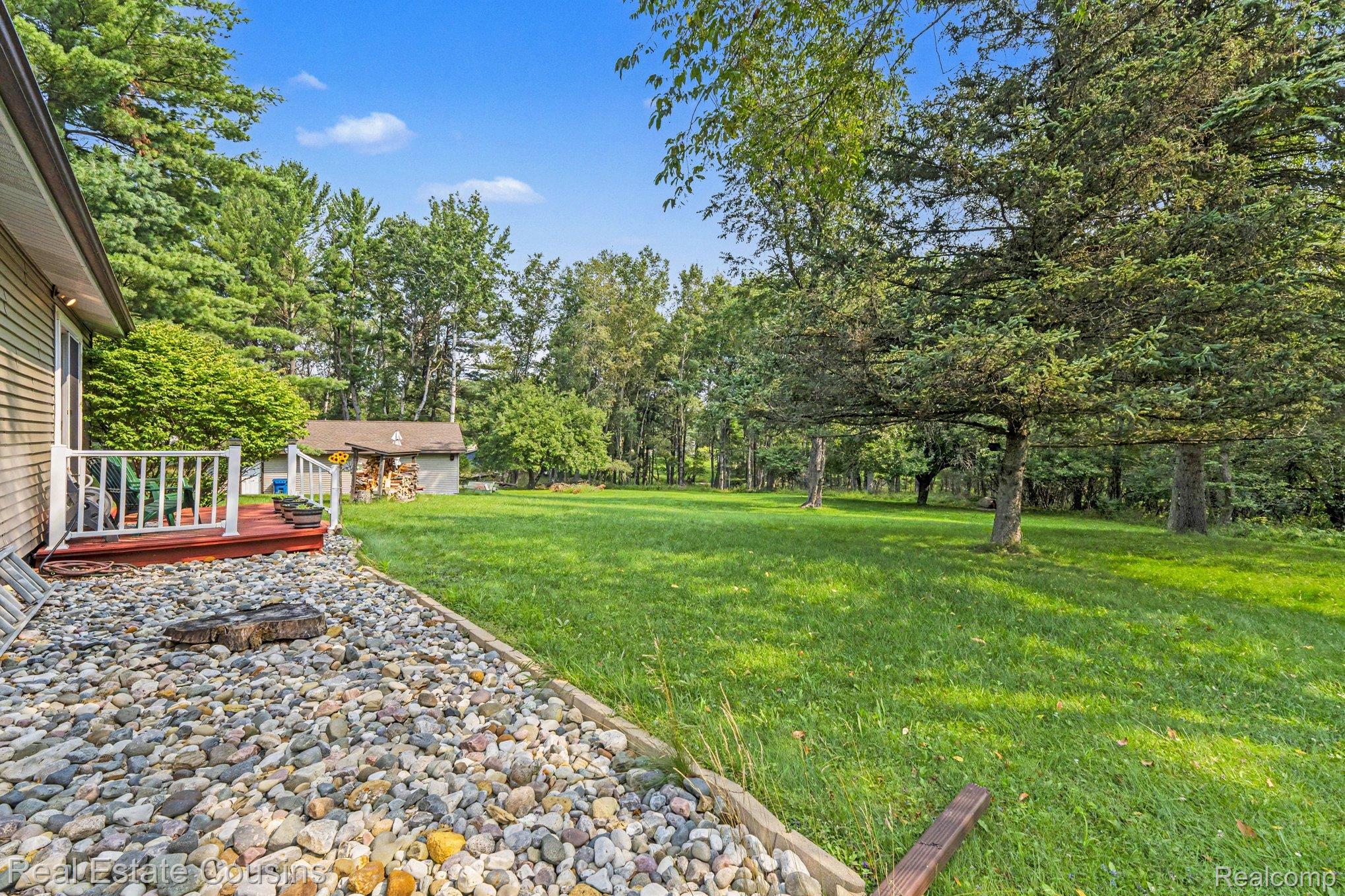 1093 Saginaw Street Property Photo 13
