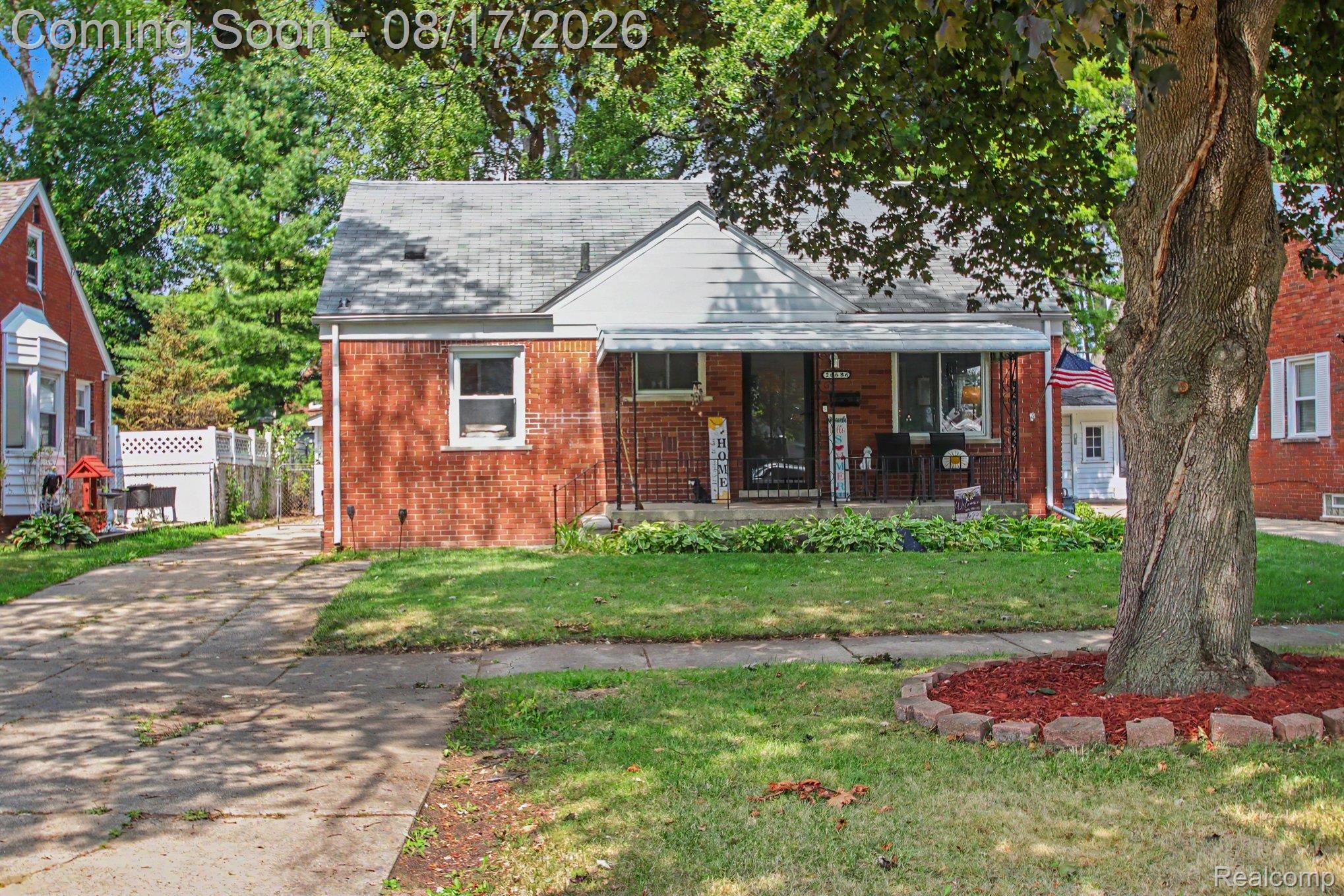 26686 Southwestern Highway Property Photo 1