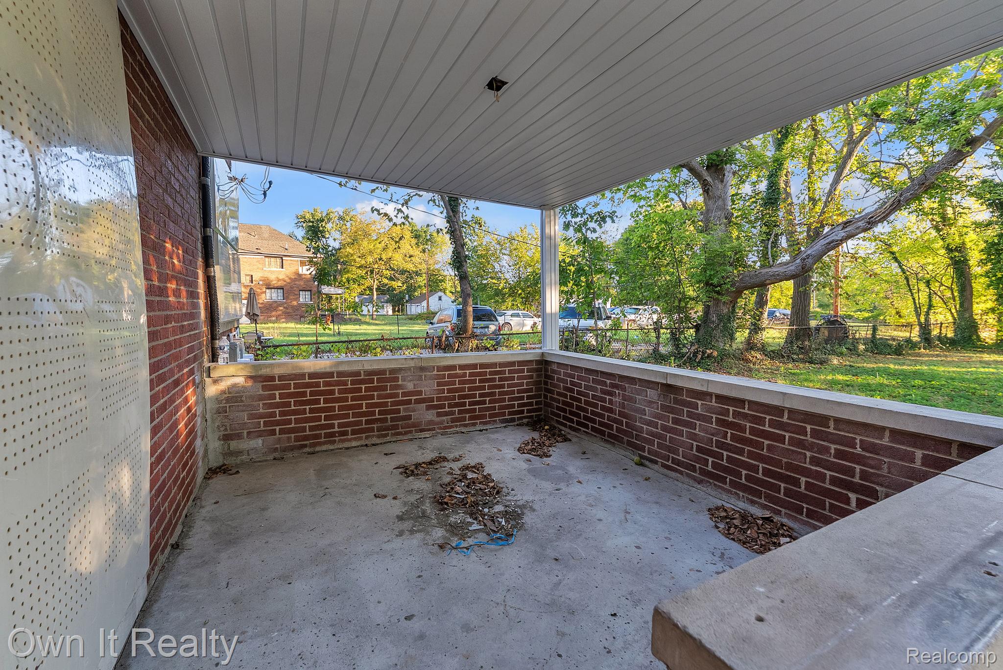4316 Lakewood Street Property Photo 25