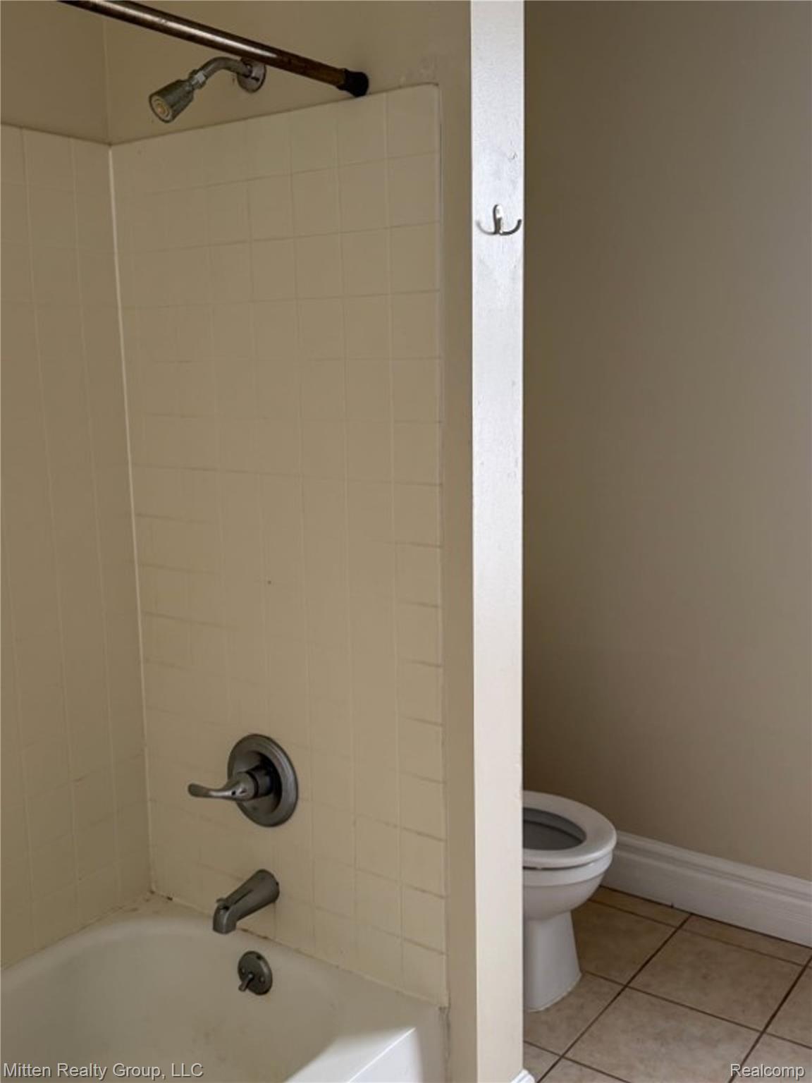 1335 & 1337 Bagley Street Property Photo 8