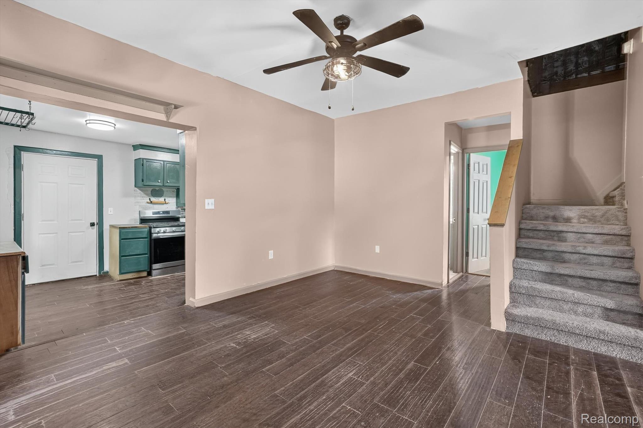 203 Grant Street Property Photo 11