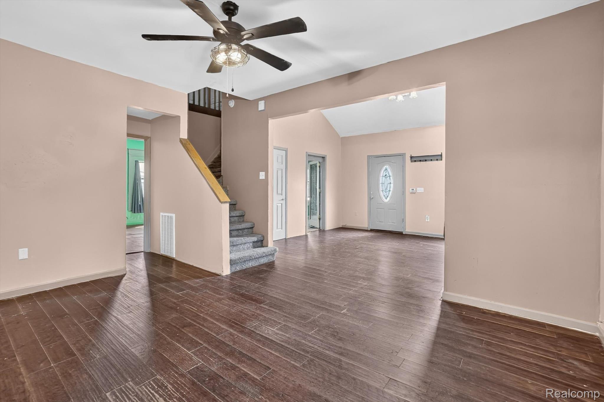 203 Grant Street Property Photo 12