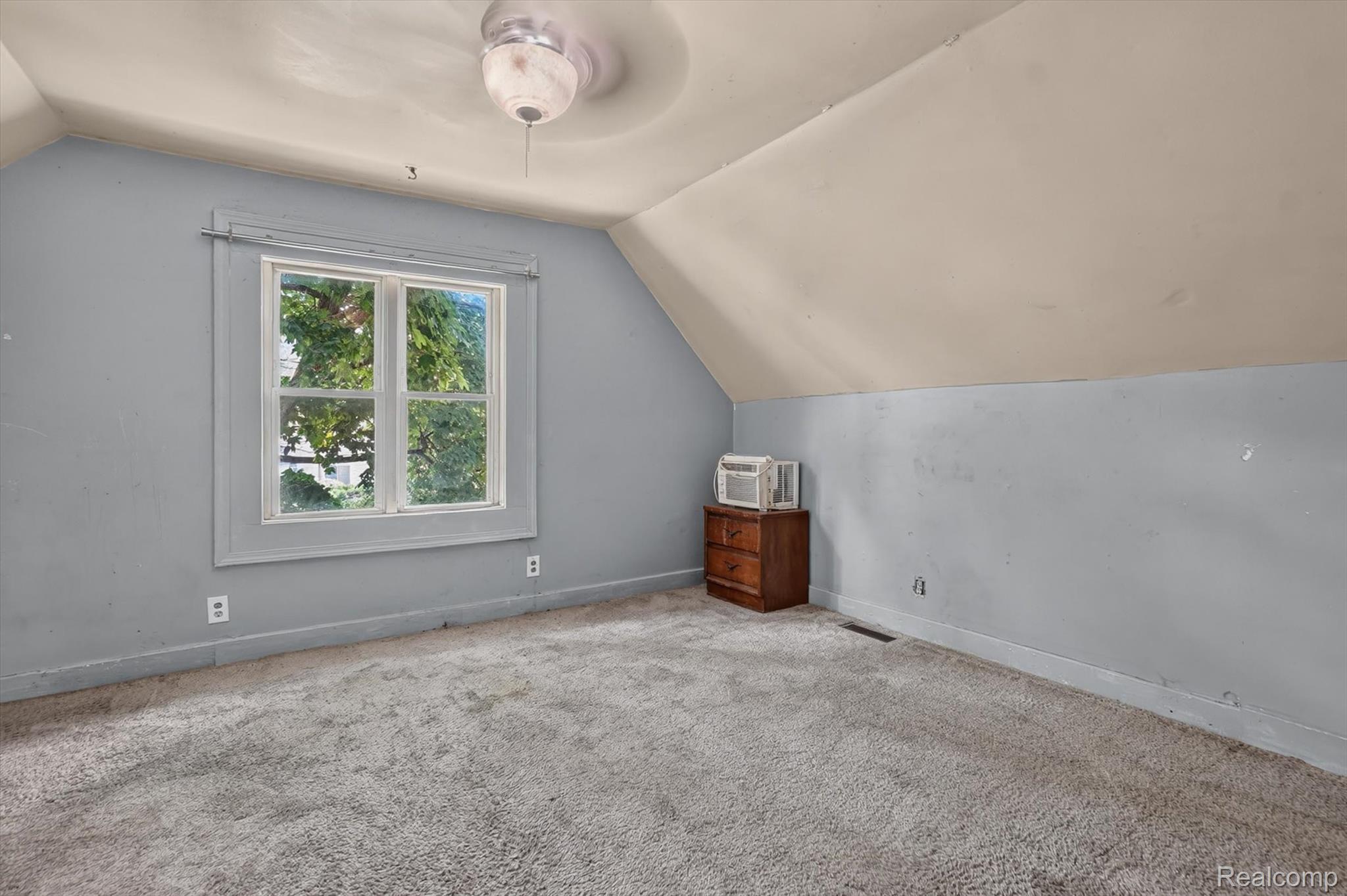 203 Grant Street Property Photo 25