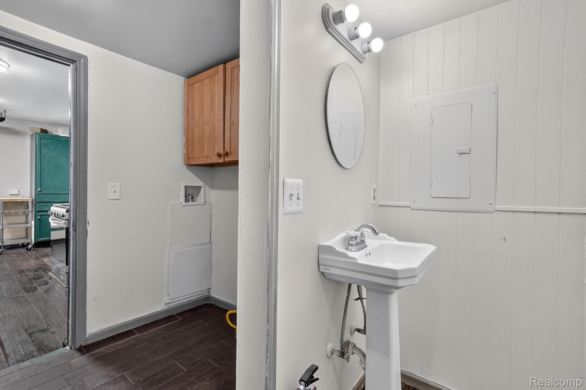 203 Grant Street Property Photo 29