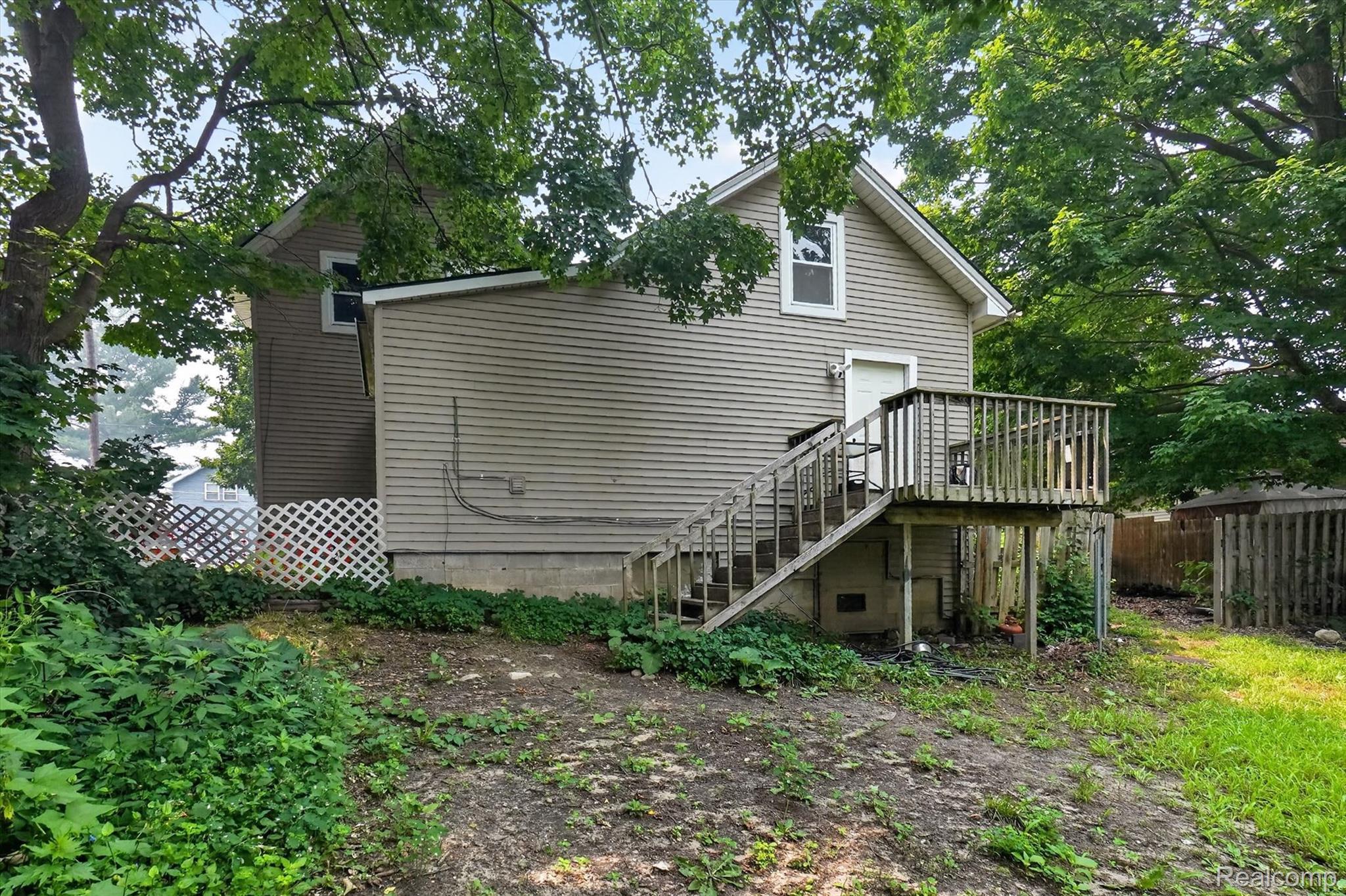 203 Grant Street Property Photo 31