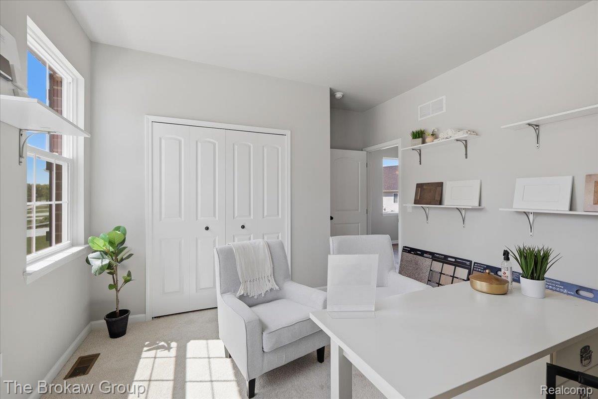 1433 Lincoln Street Property Photo 9