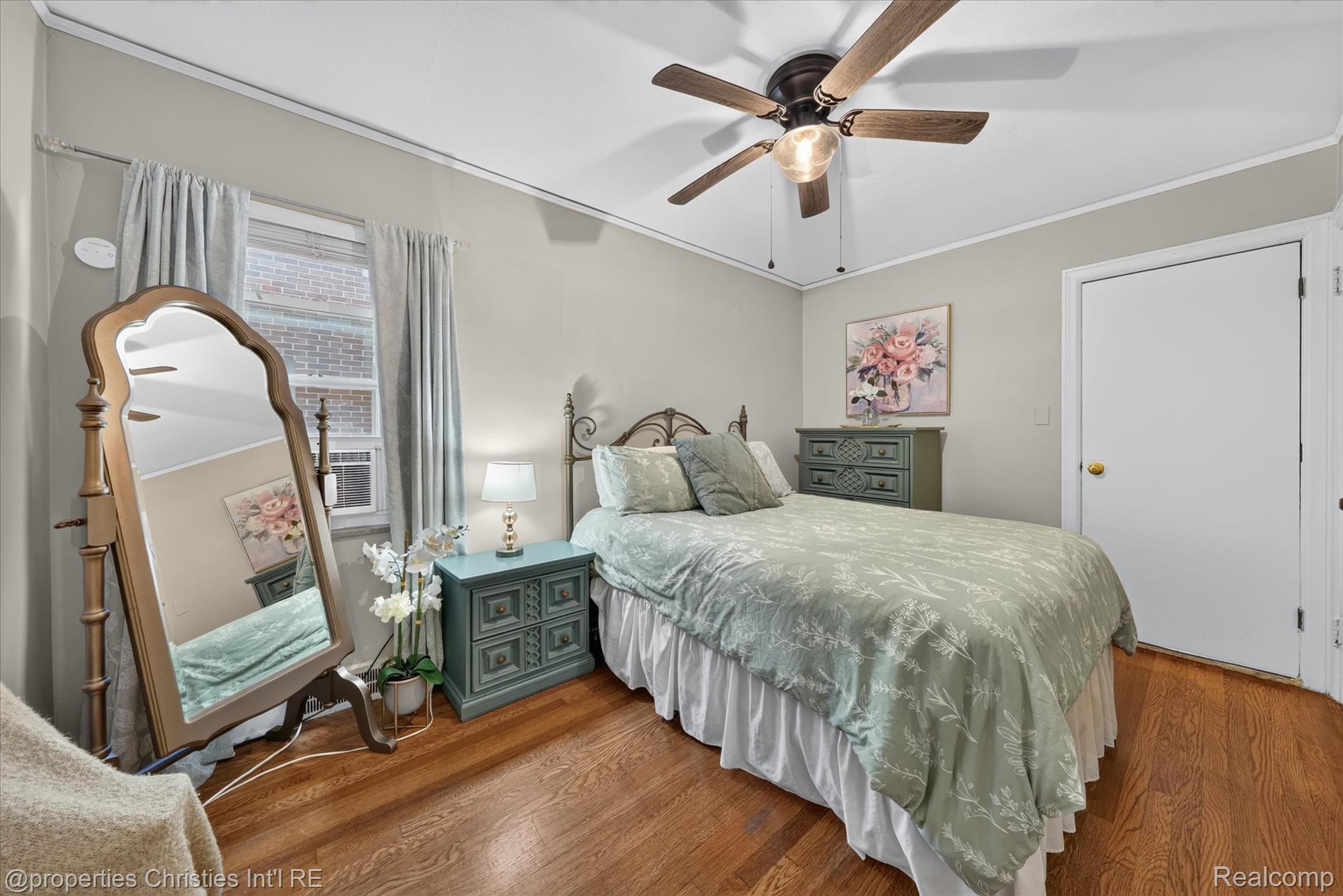 17511 Indiana Street Property Photo 14
