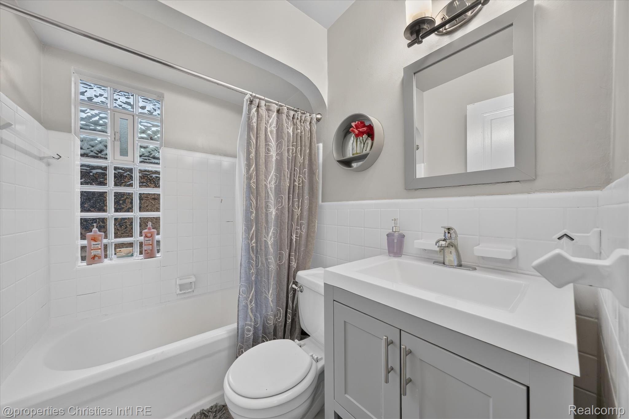 17511 Indiana Street Property Photo 27