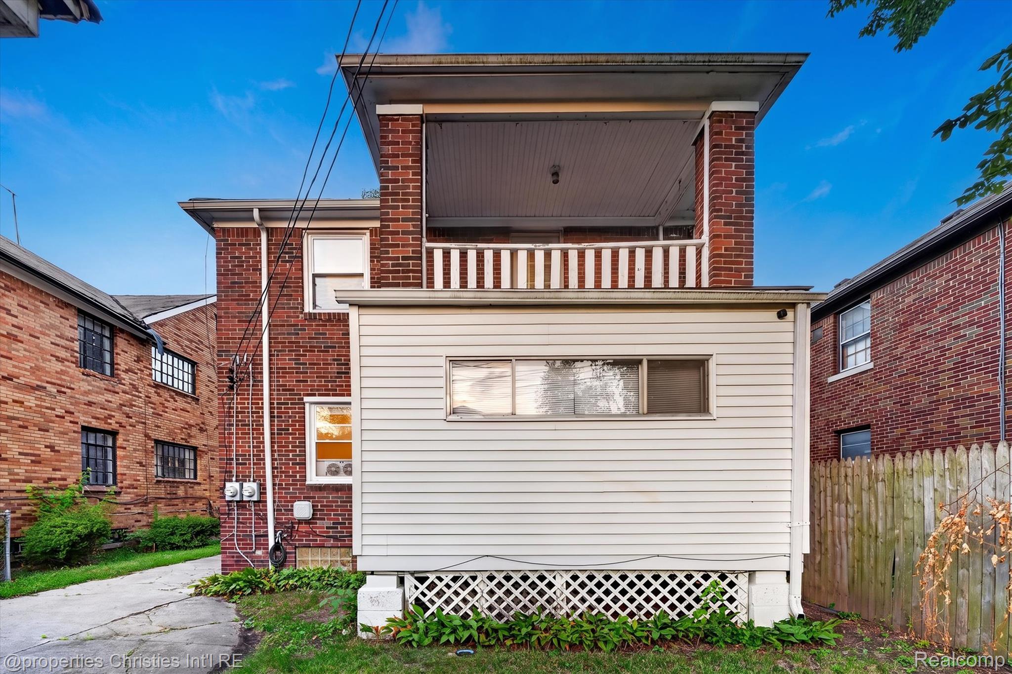 17511 Indiana Street Property Photo 32