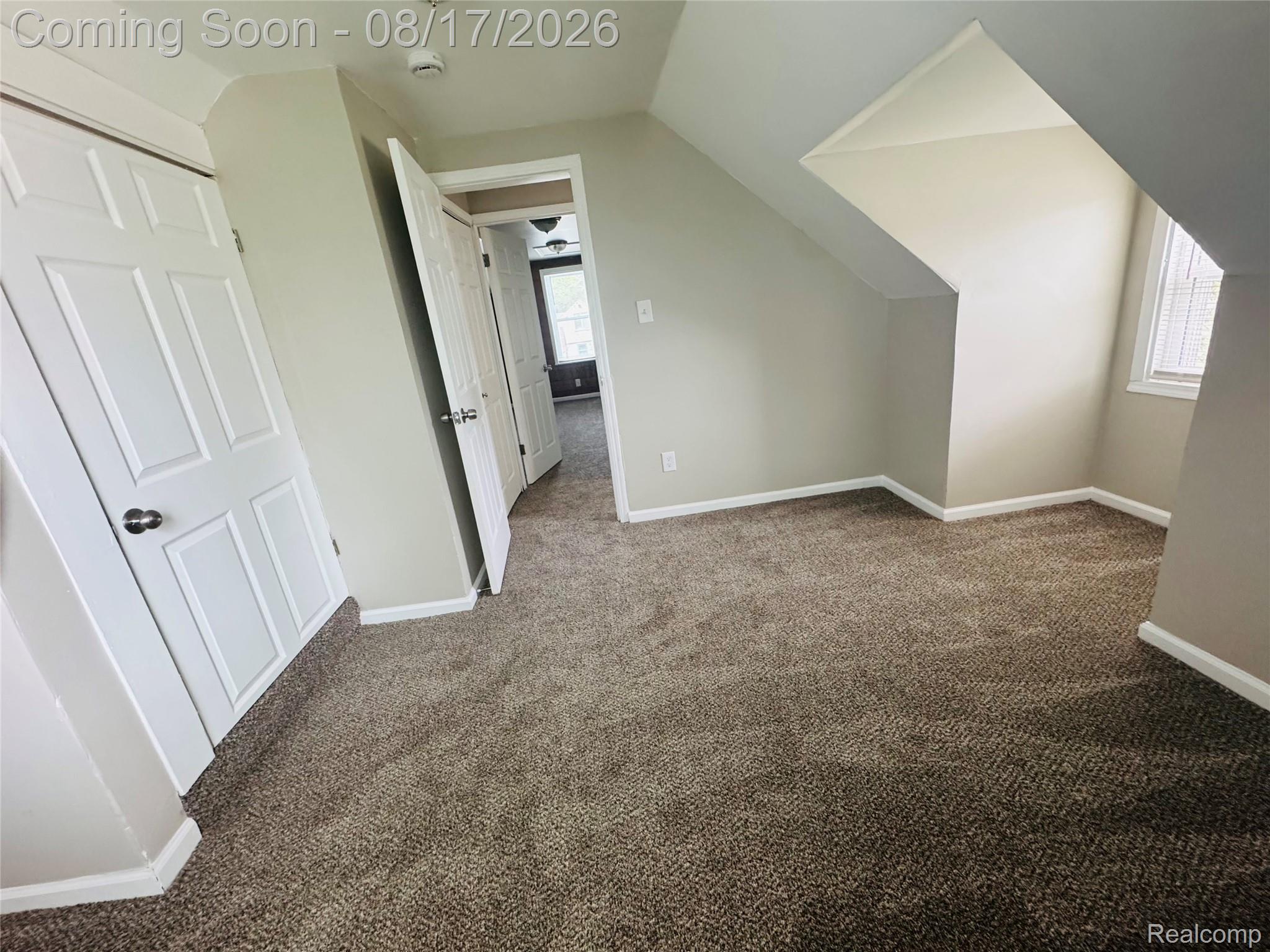 20195 Westhampton Avenue Property Photo 7