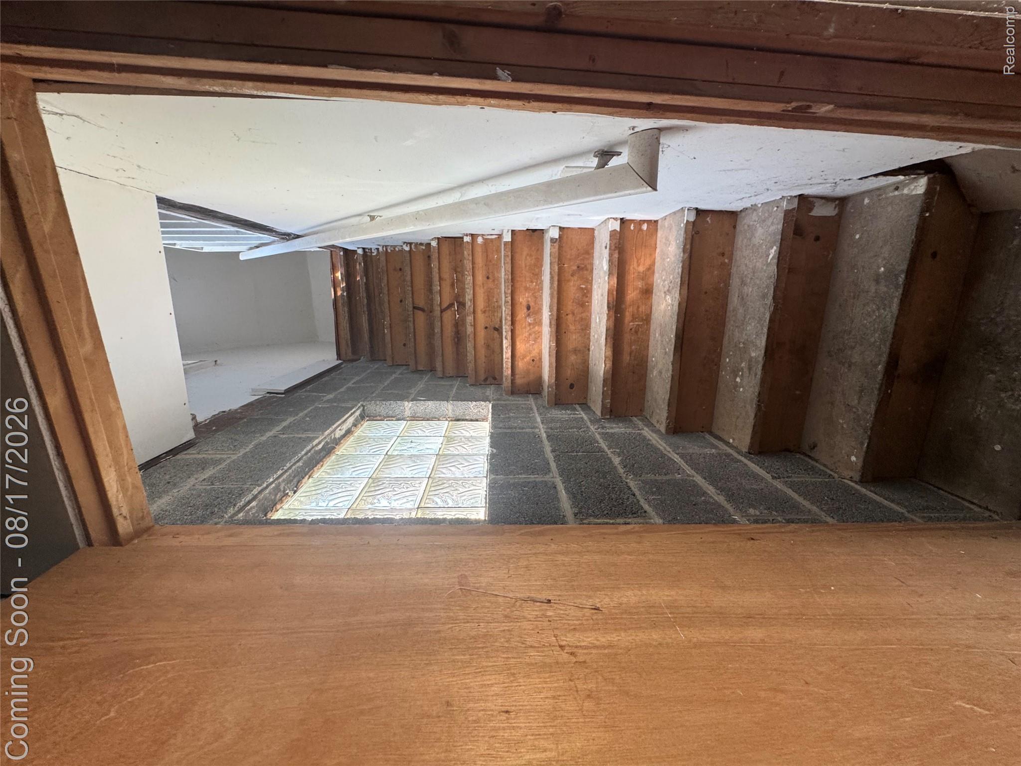 20195 Westhampton Avenue Property Photo 28