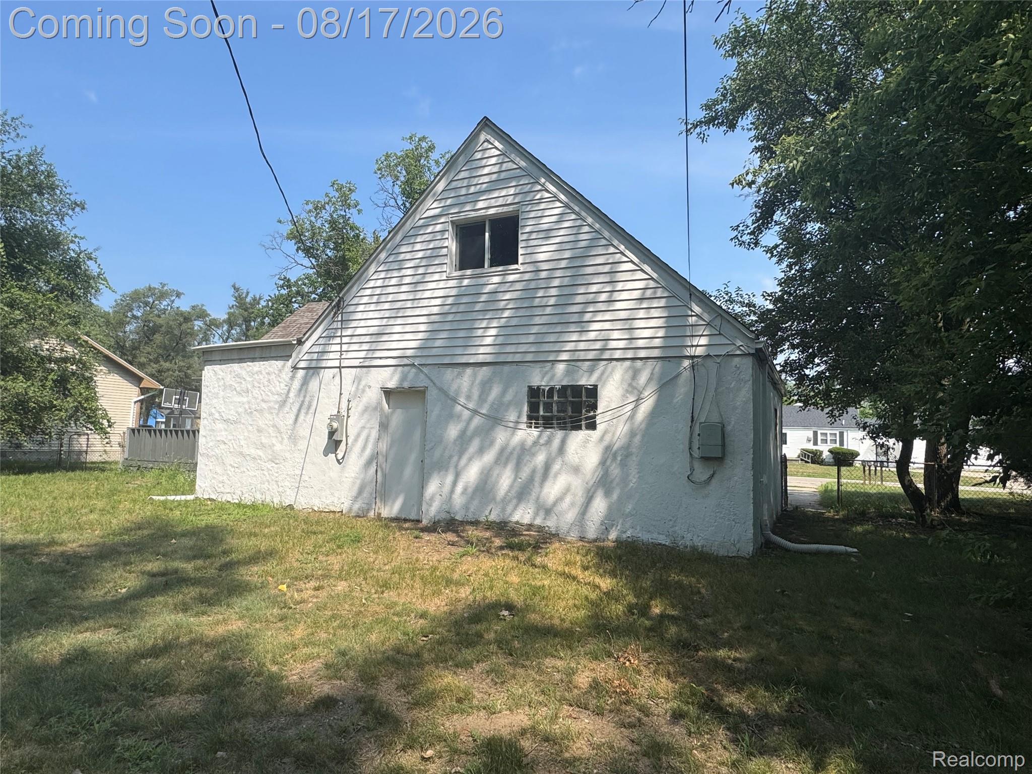 20195 Westhampton Avenue Property Photo 30
