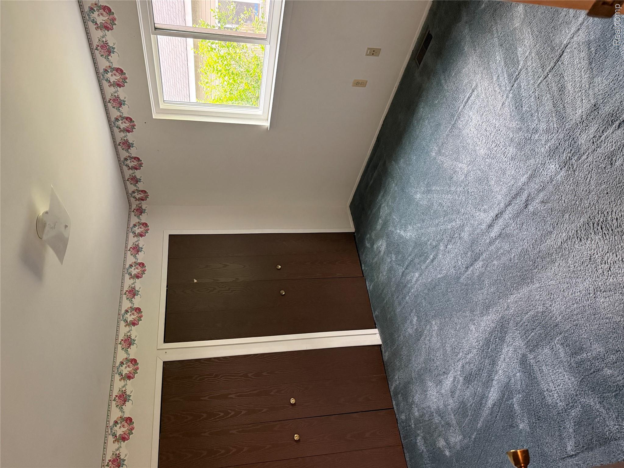 37651 Amrhein Road Property Photo 6