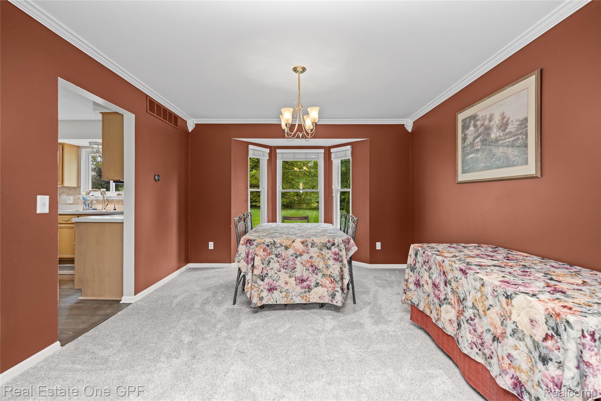 8922 Redstone Drive Property Photo 13