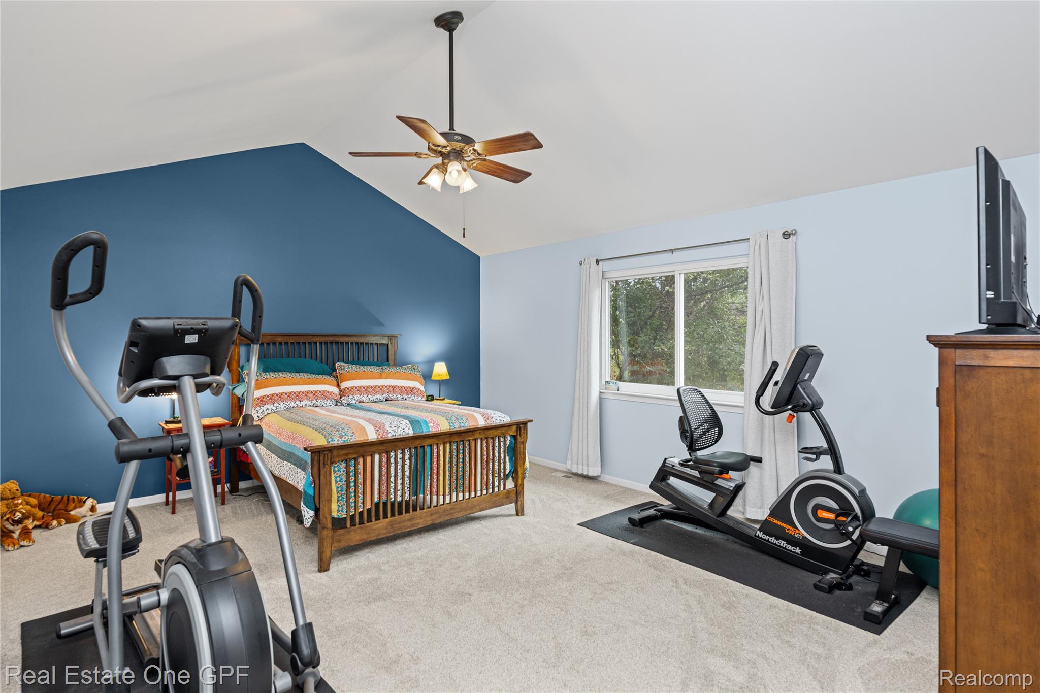 8922 Redstone Drive Property Photo 38