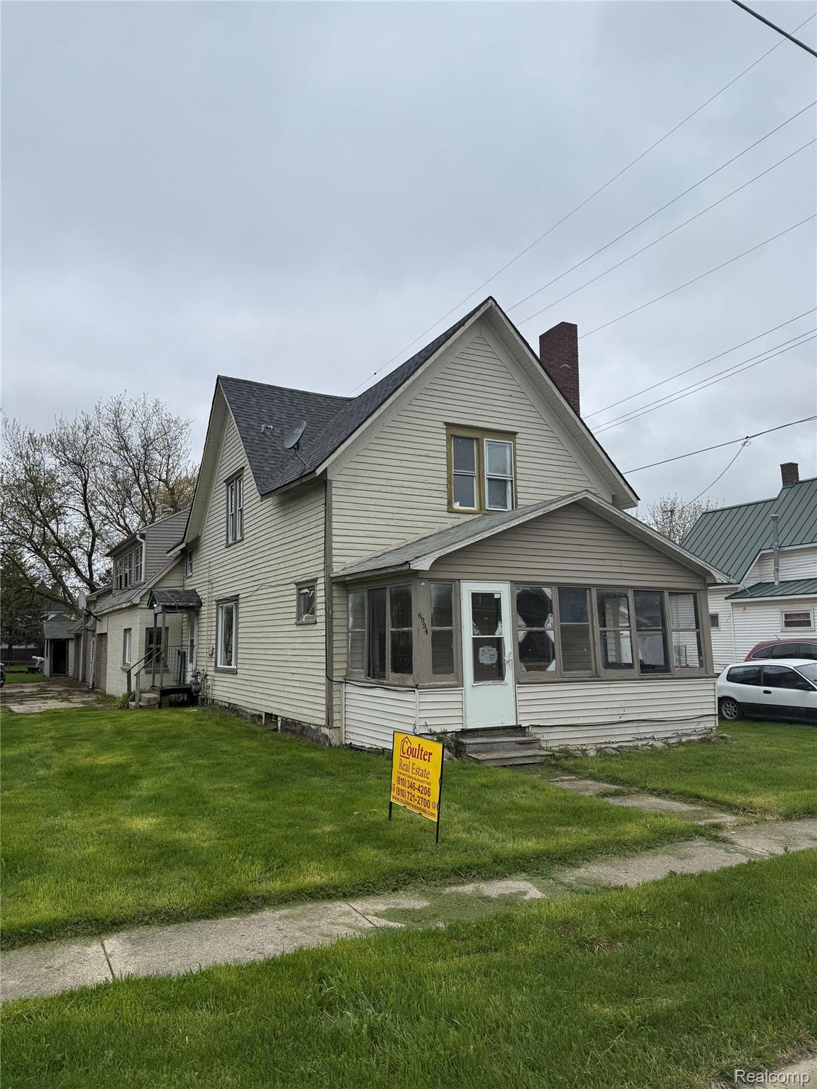 6934 John Street Property Photo 1
