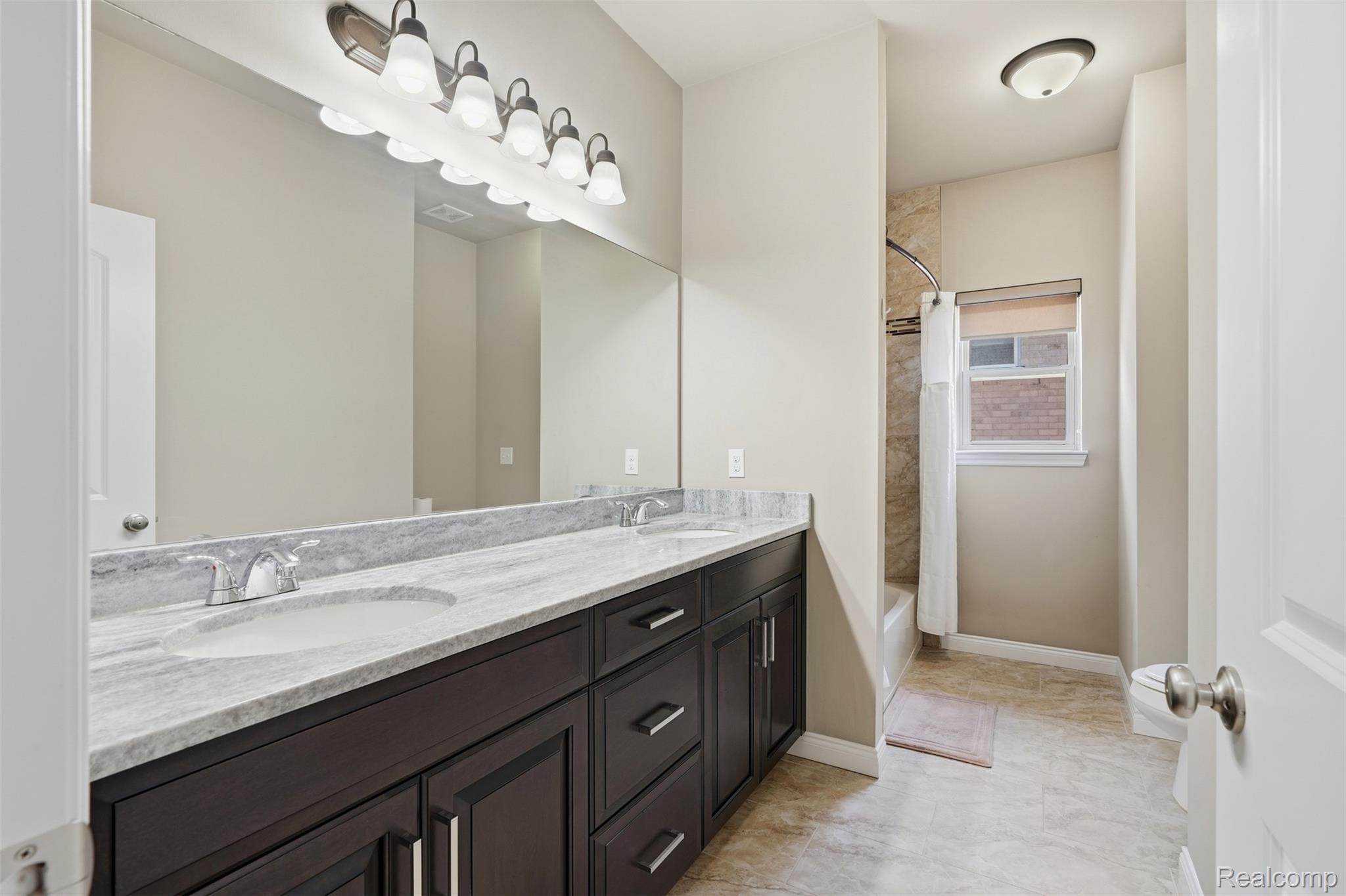 7419 Park Terrace Lane Property Photo 19