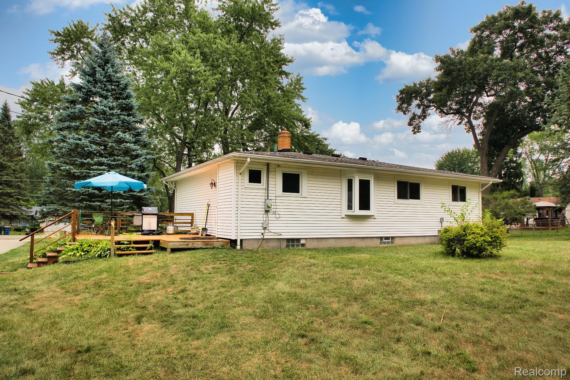 655 Reynolds Drive Property Photo 4