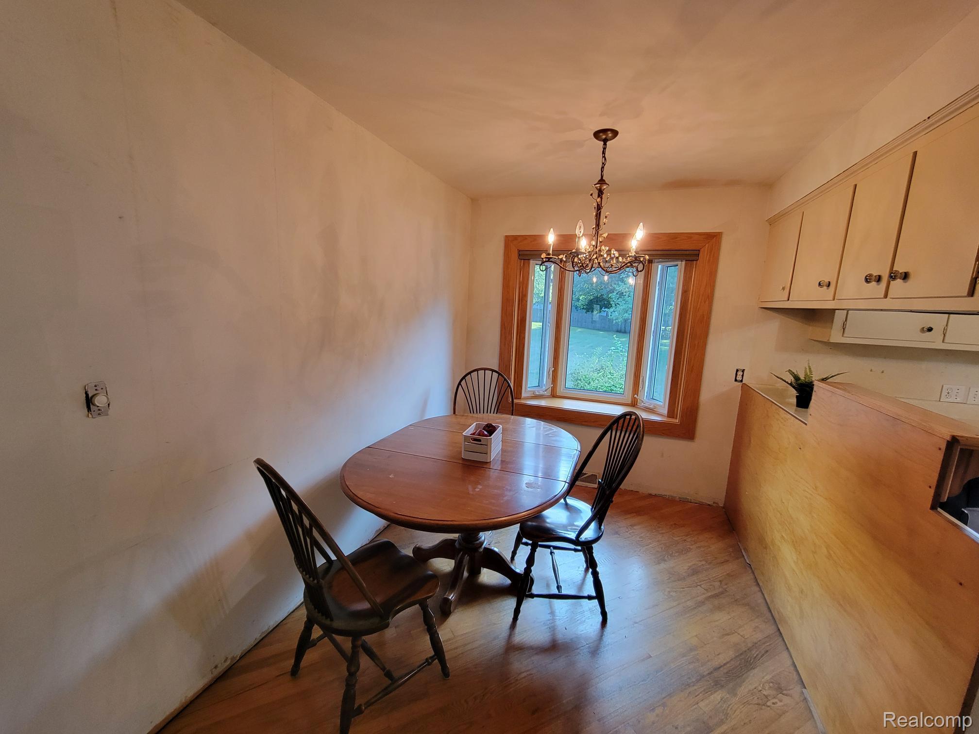 655 Reynolds Drive Property Photo 8