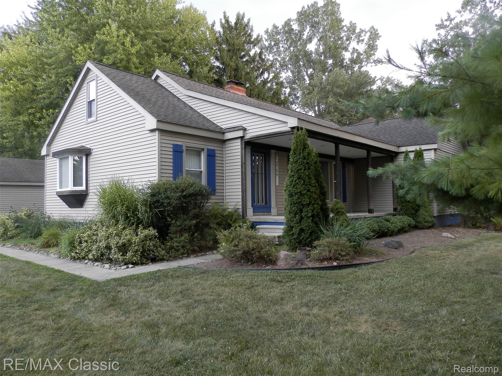 23754 Haynes Street Property Photo 1