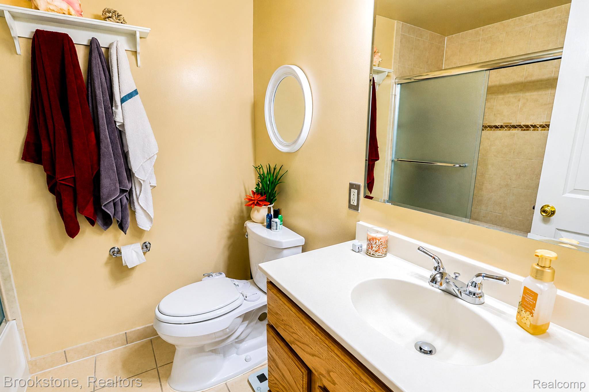 45737 Kensington Property Photo 10