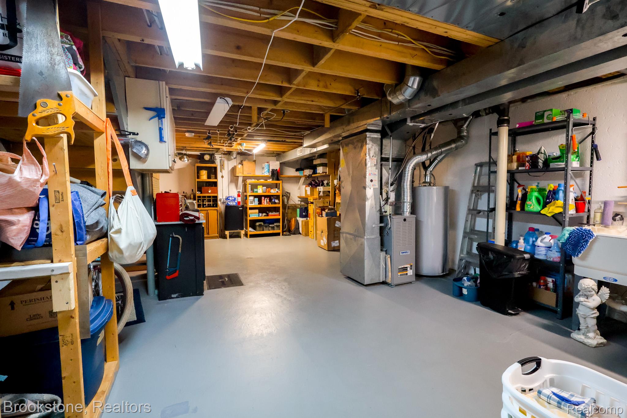 45737 Kensington Property Photo 14