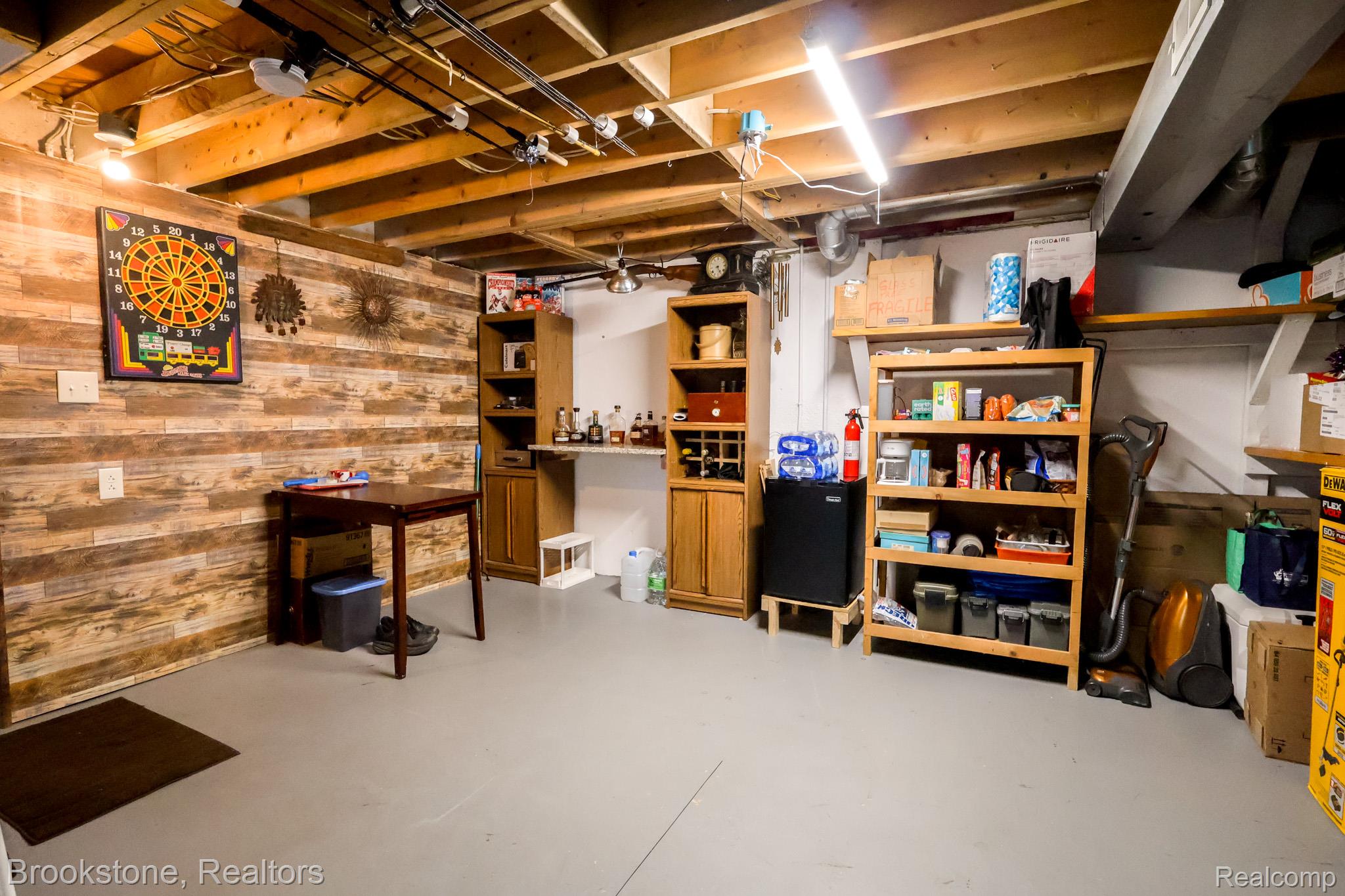 45737 Kensington Property Photo 15