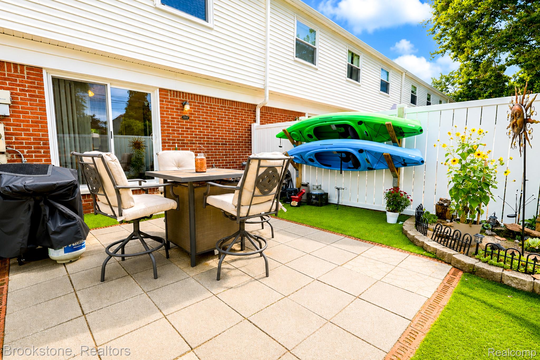 45737 Kensington Property Photo 16