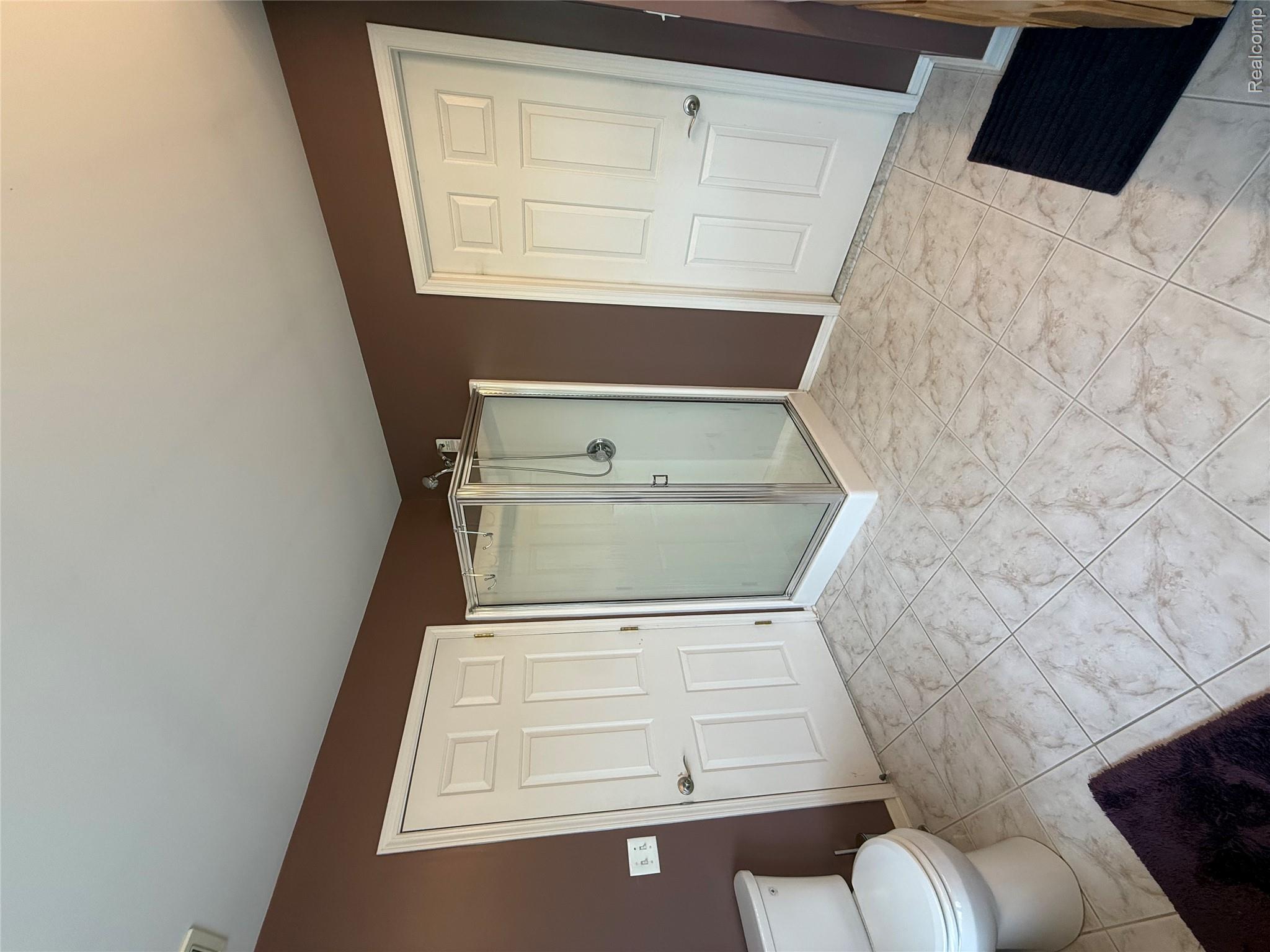 8704 Hardwood Drive Property Photo 18