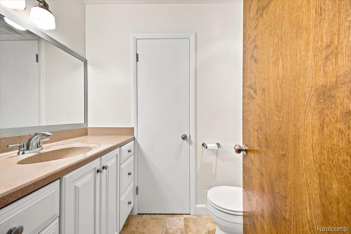 9130 Ann Maria Boulevard Property Photo 7