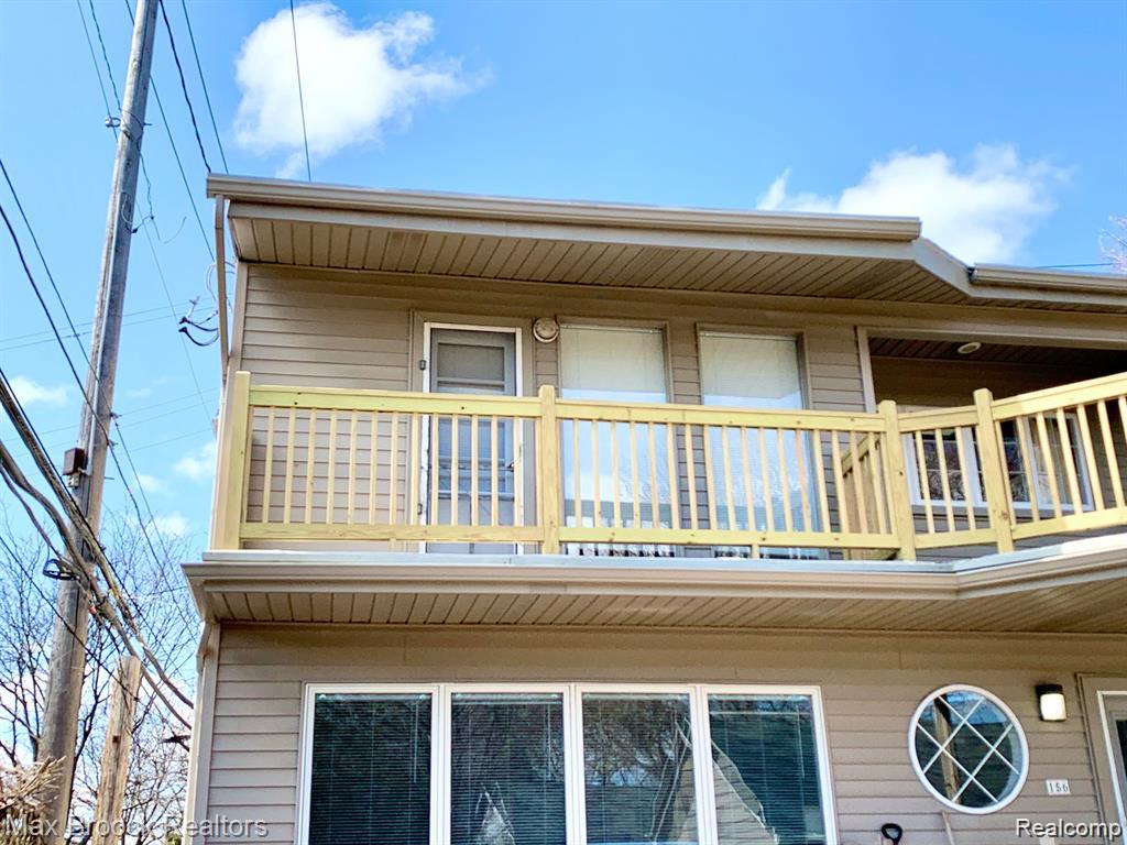 156 N Worth Street Property Photo 30