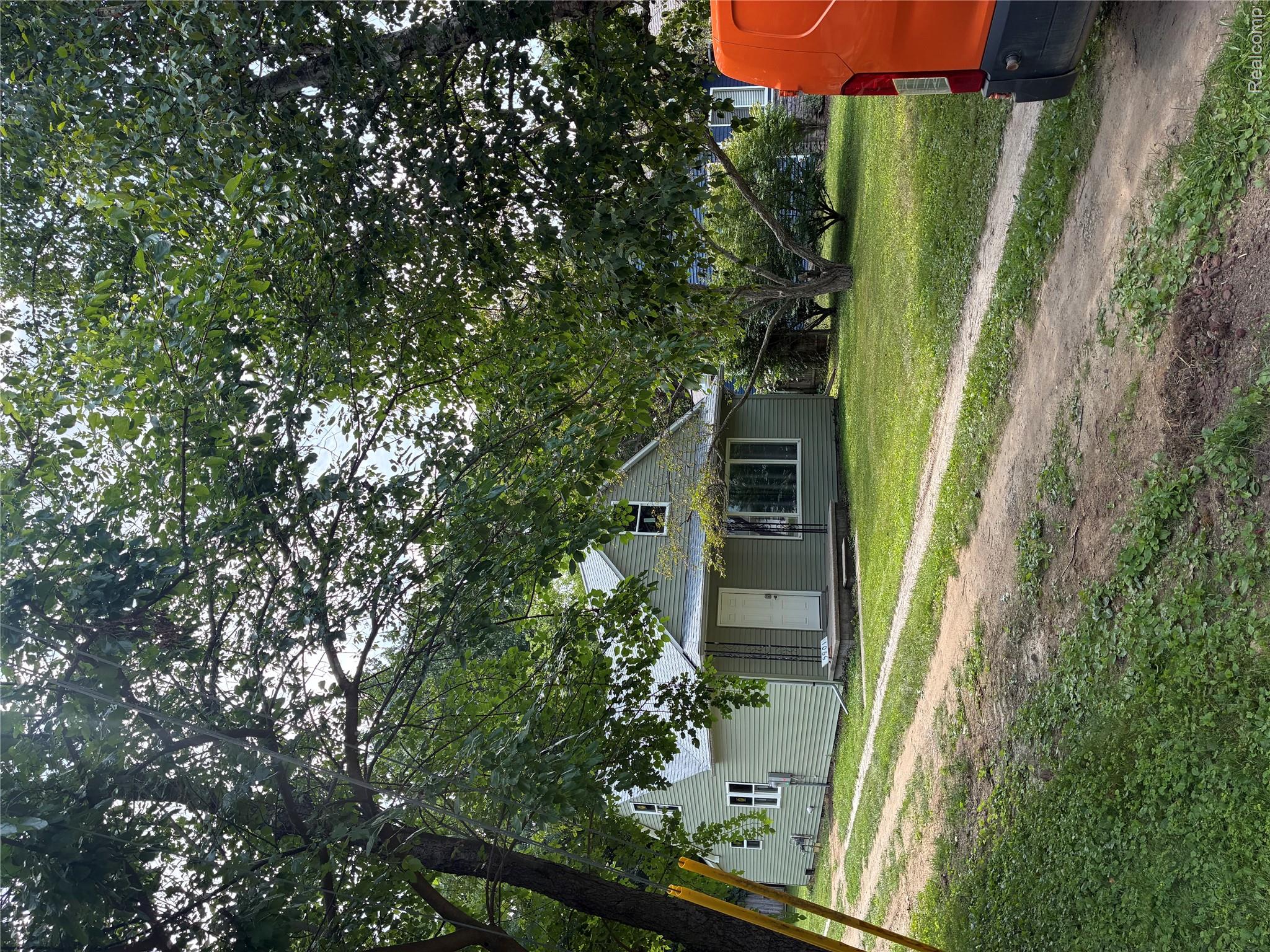 5901 Felske Drive Property Photo 2