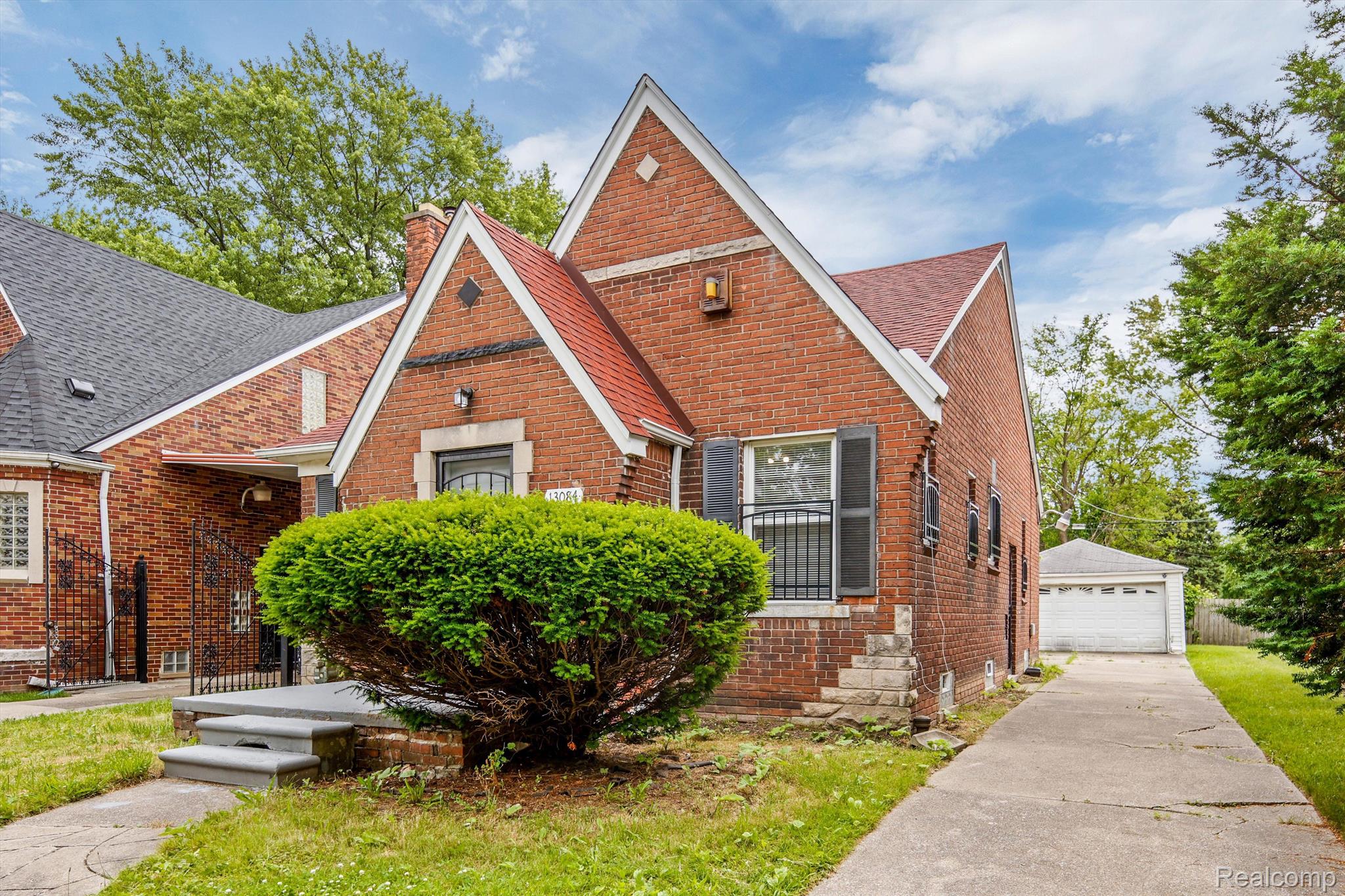13084 Corbett Street Property Photo 4