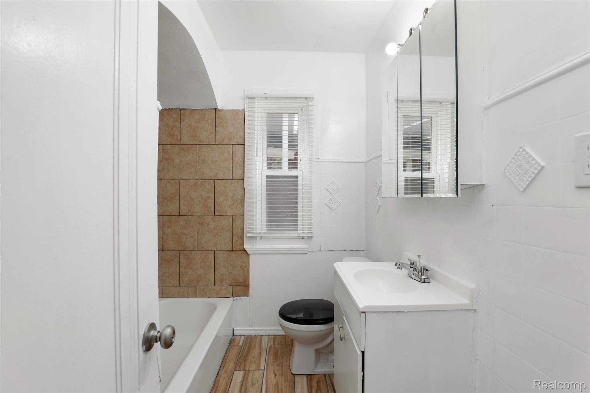 13084 Corbett Street Property Photo 11