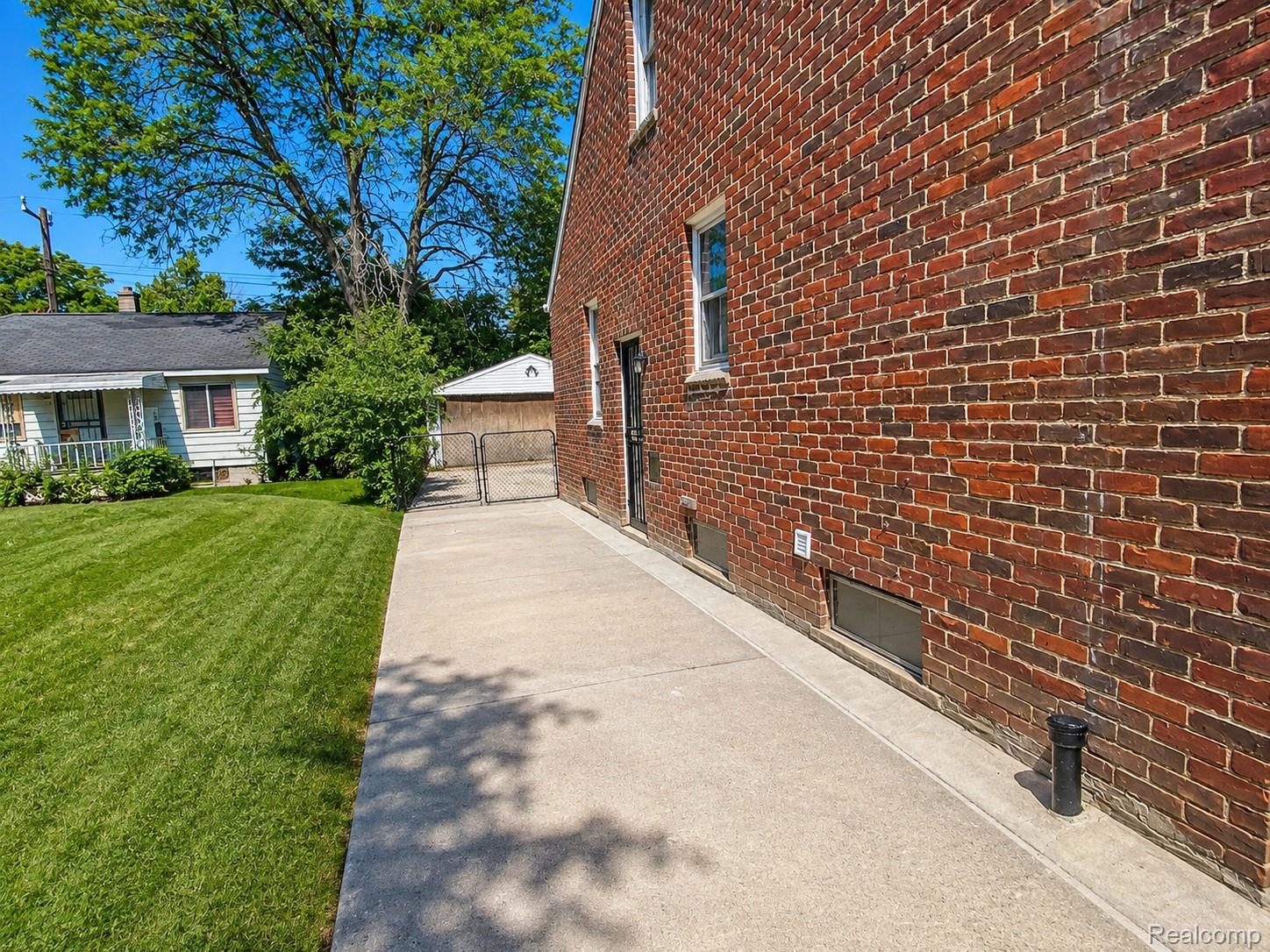7619 Fielding Street Property Photo 17