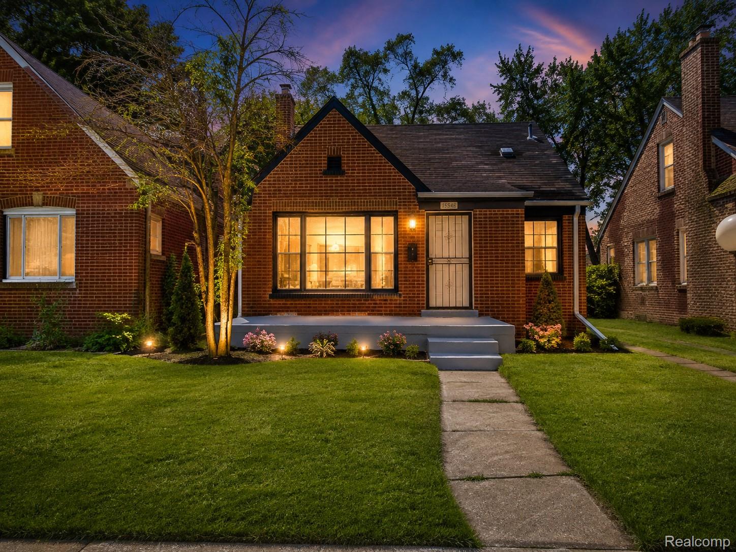 15711 Birwood Street Property Photo 1