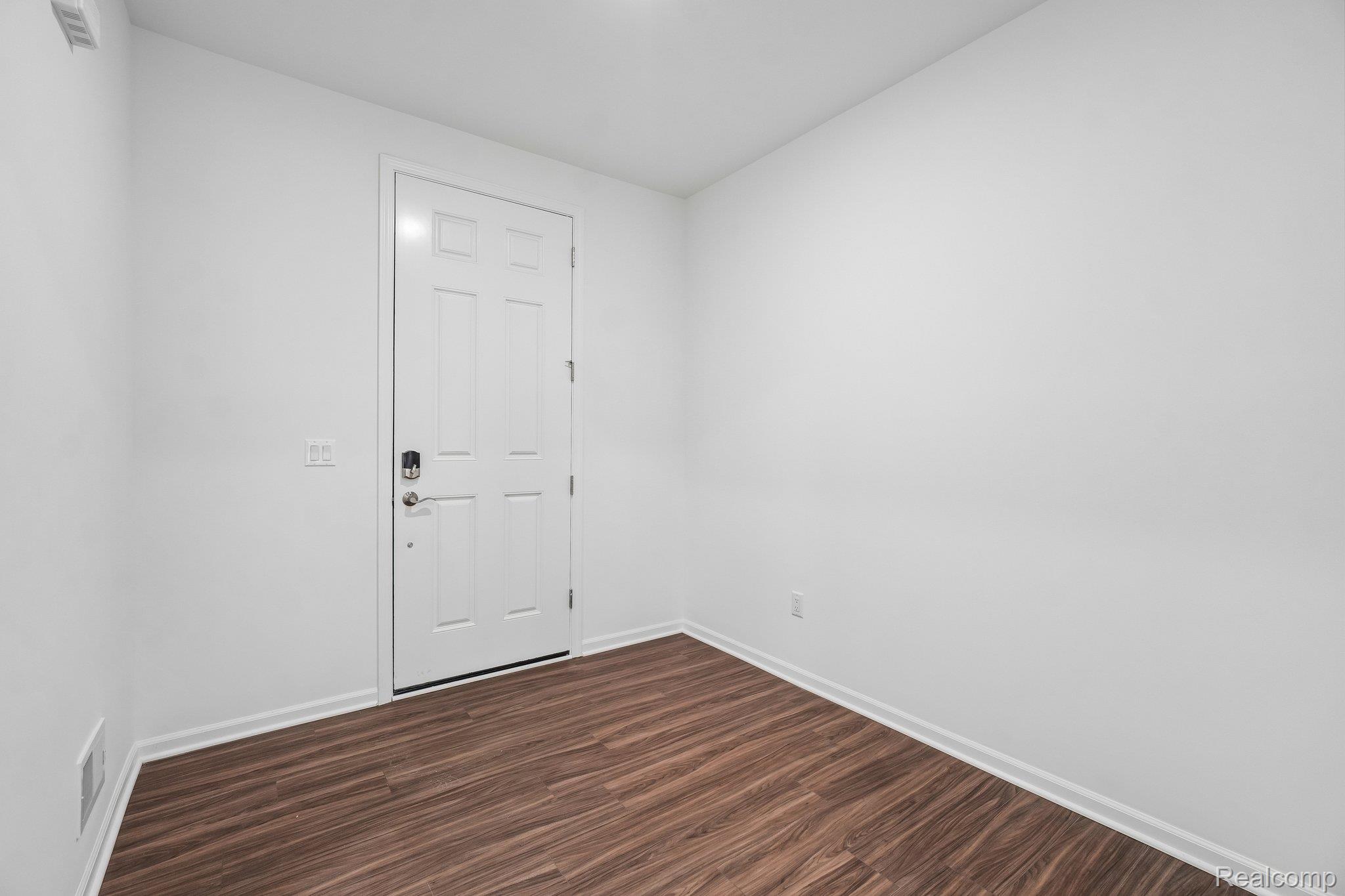 50745 Crusader Drive Property Photo 9