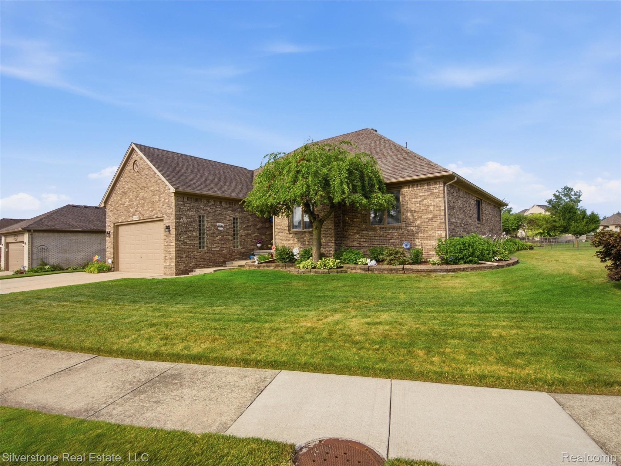 54439 Nicholas Property Photo 2
