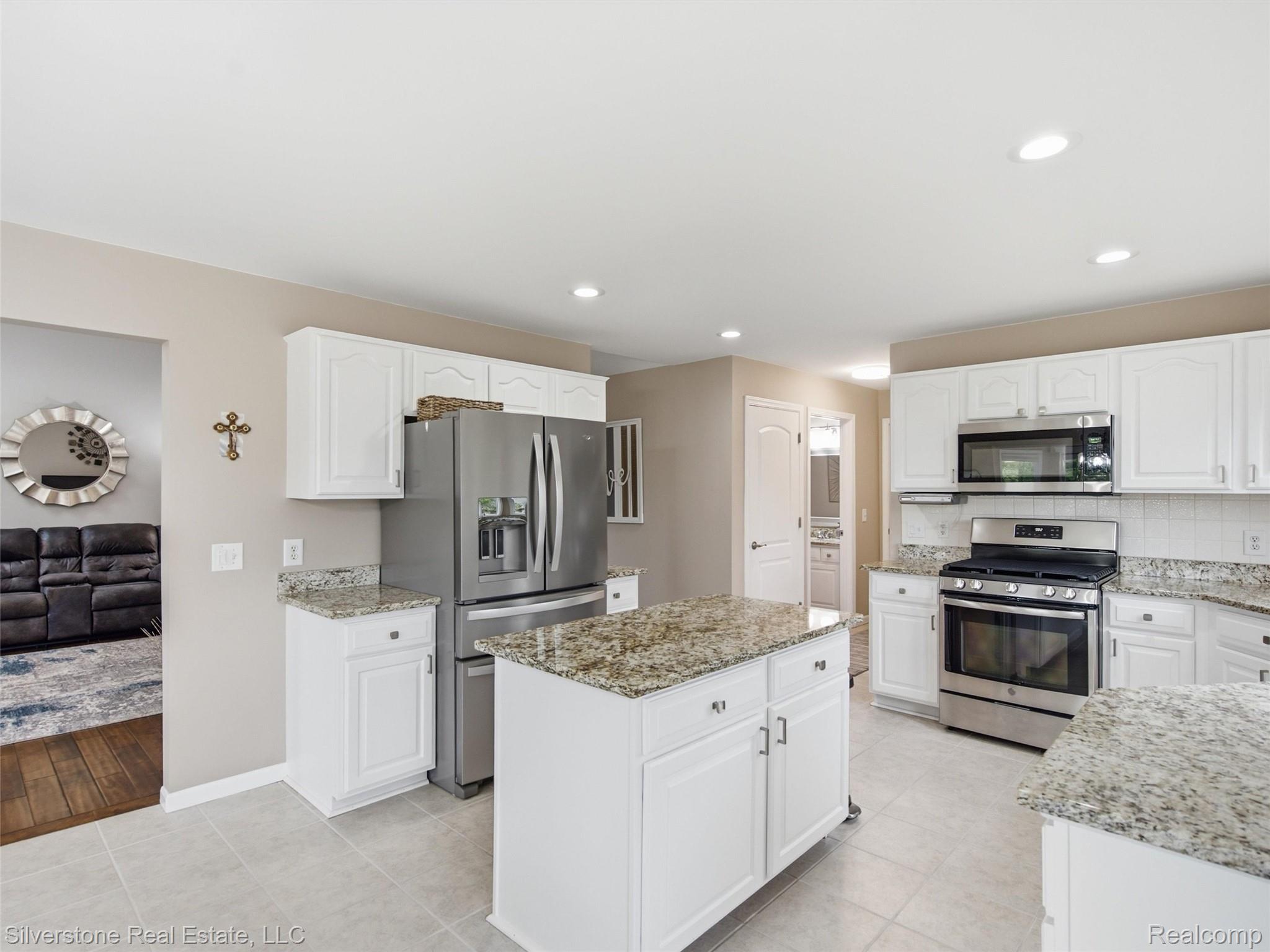 54439 Nicholas Property Photo 12