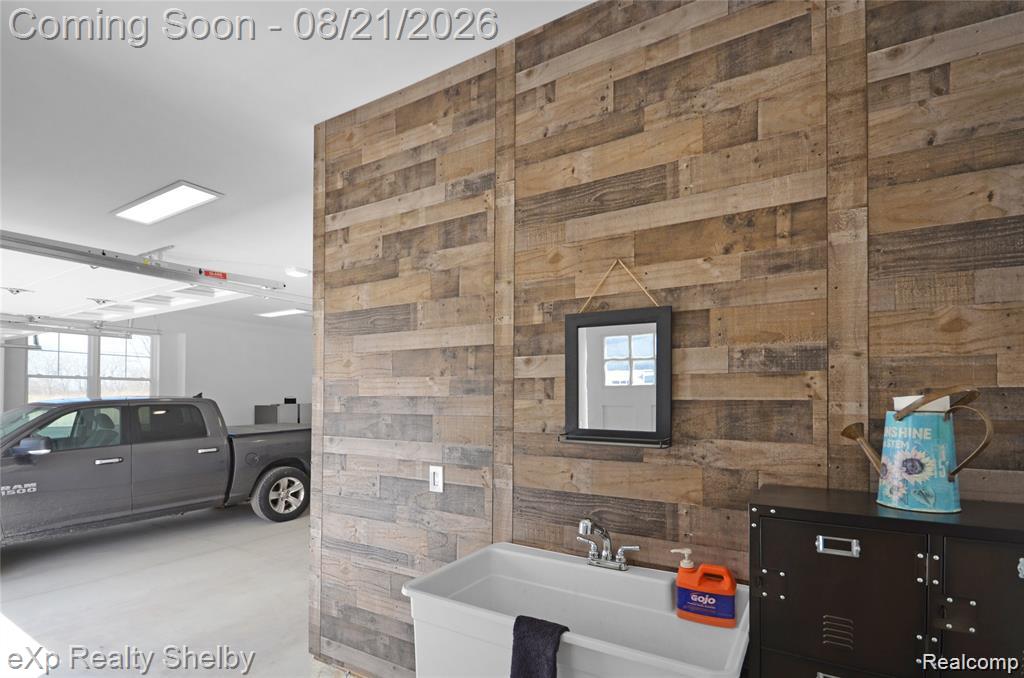 70336 Welding Road Property Photo 45