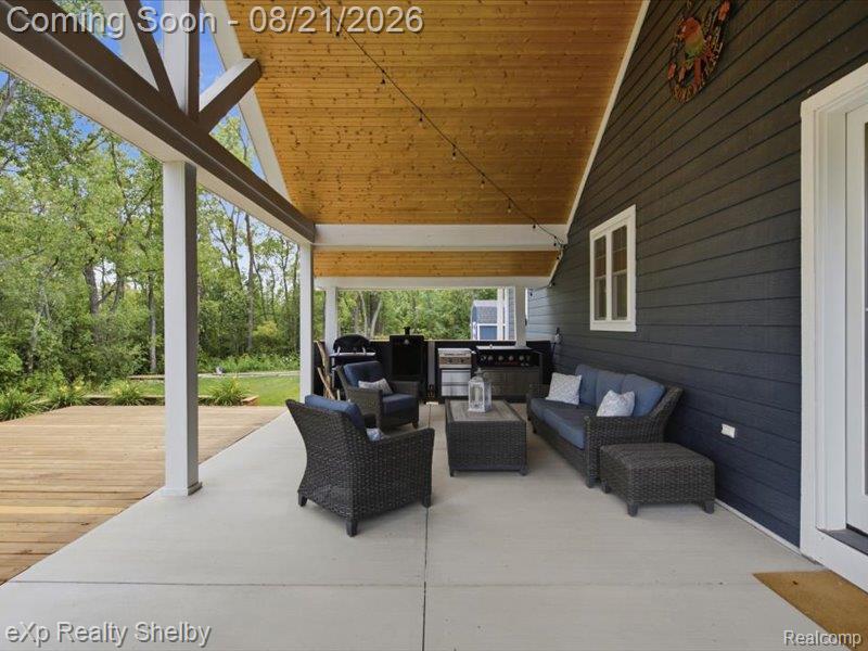 70336 Welding Road Property Photo 51
