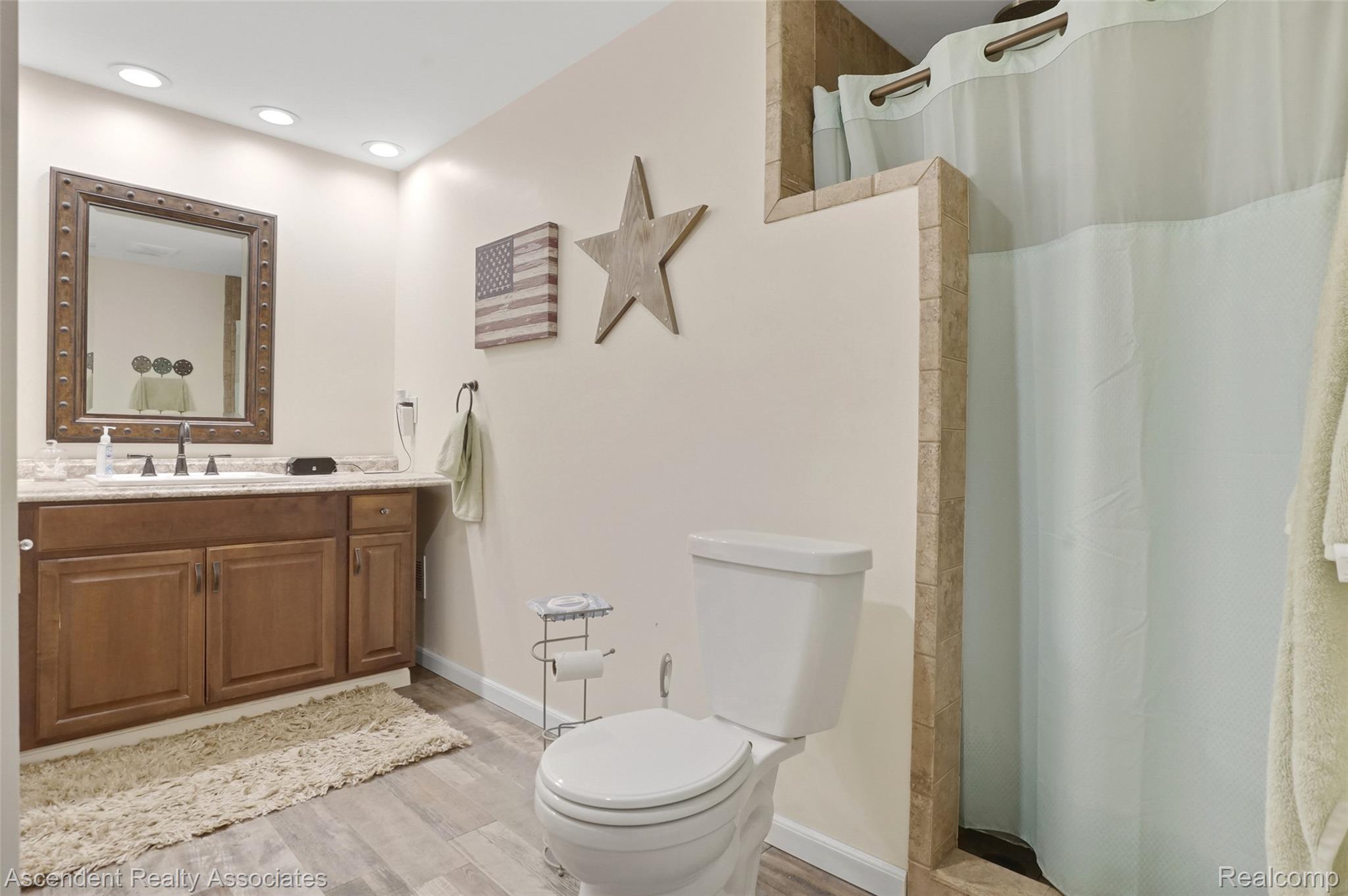 6157 Blue Beech Court Property Photo 14