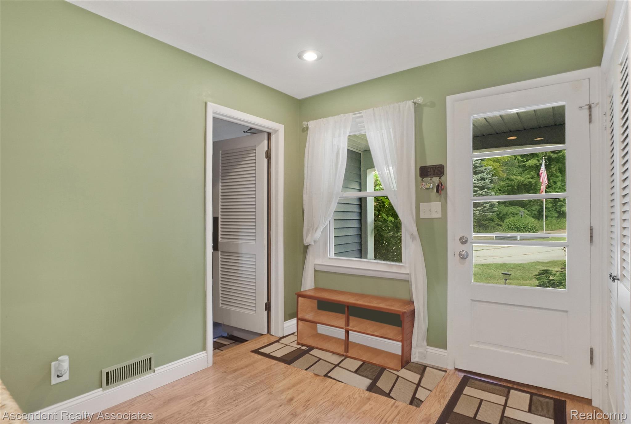6157 Blue Beech Court Property Photo 16