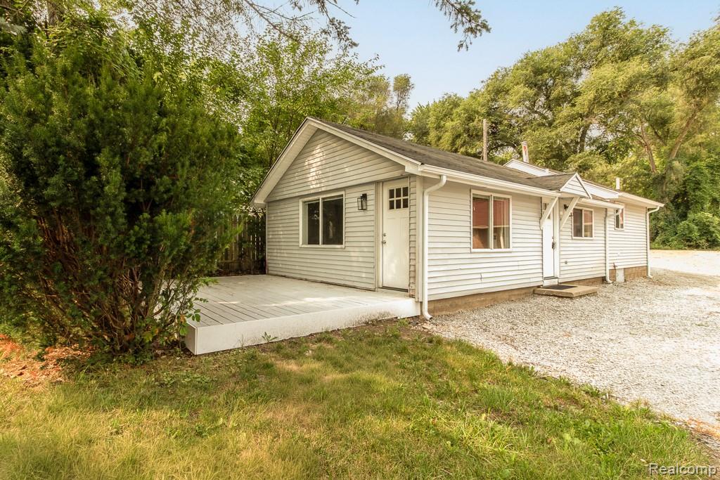 2510 Lakeside Drive Property Photo 19